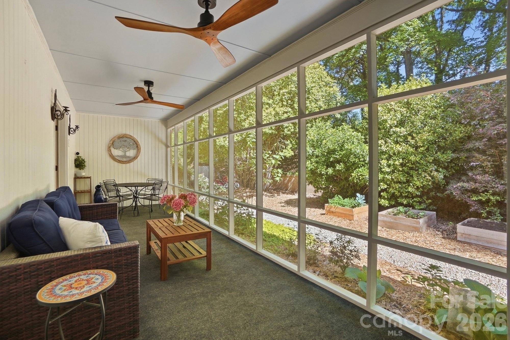 Armstrong Circle - Residential