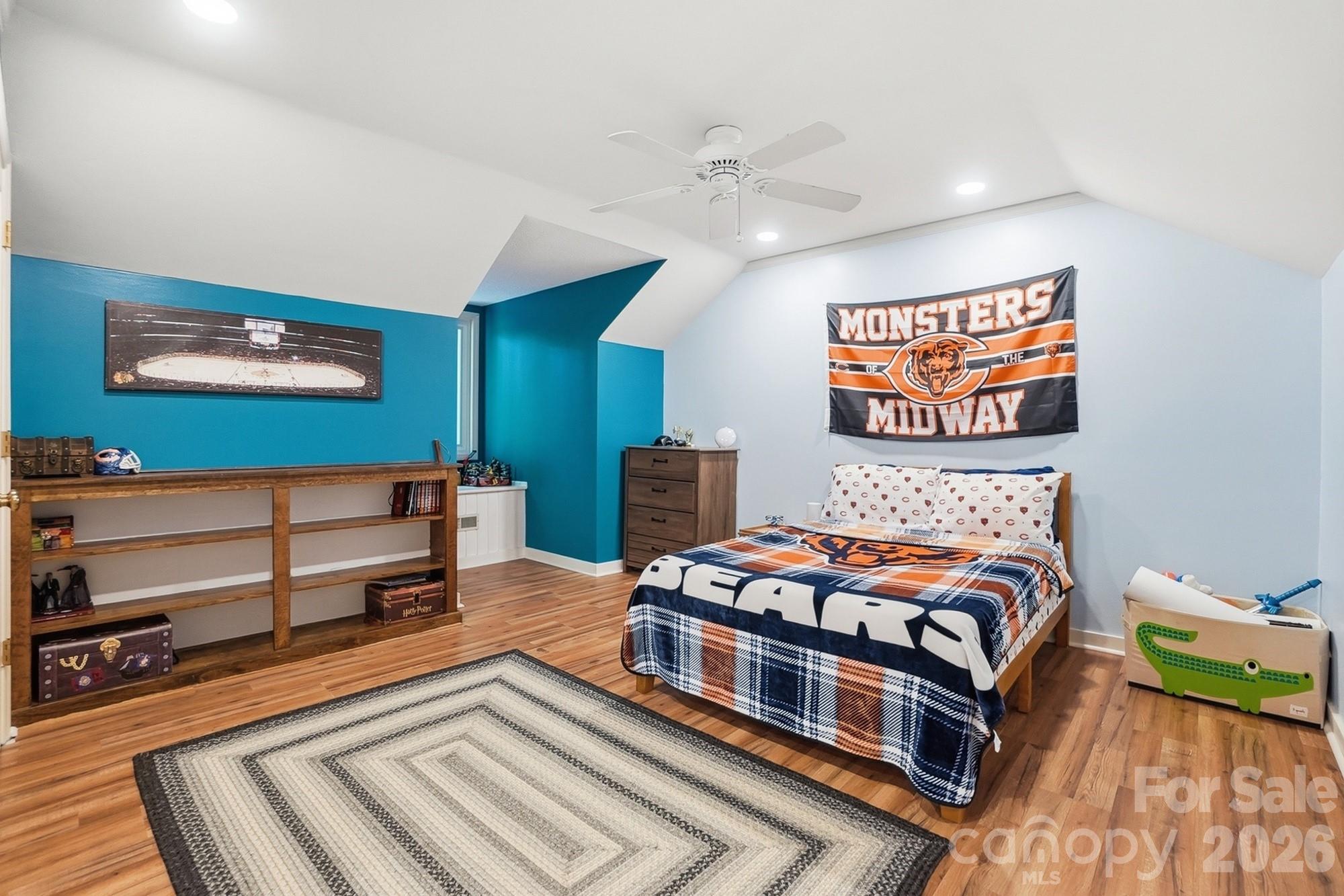 Armstrong Circle - Residential