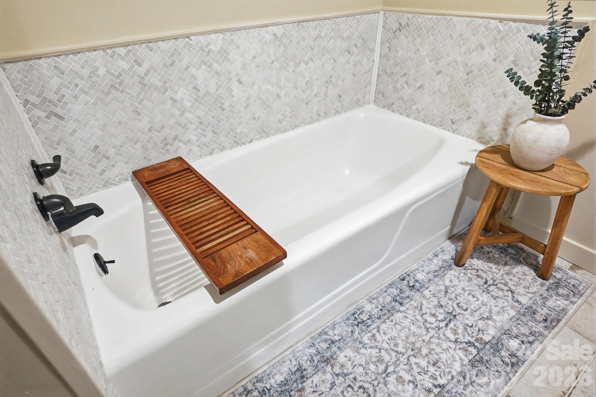 Armstrong Circle - Residential