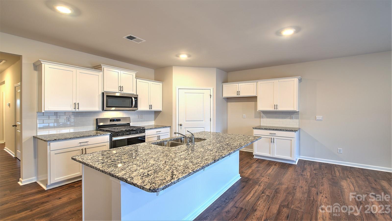 Hickory Ridge - Residential