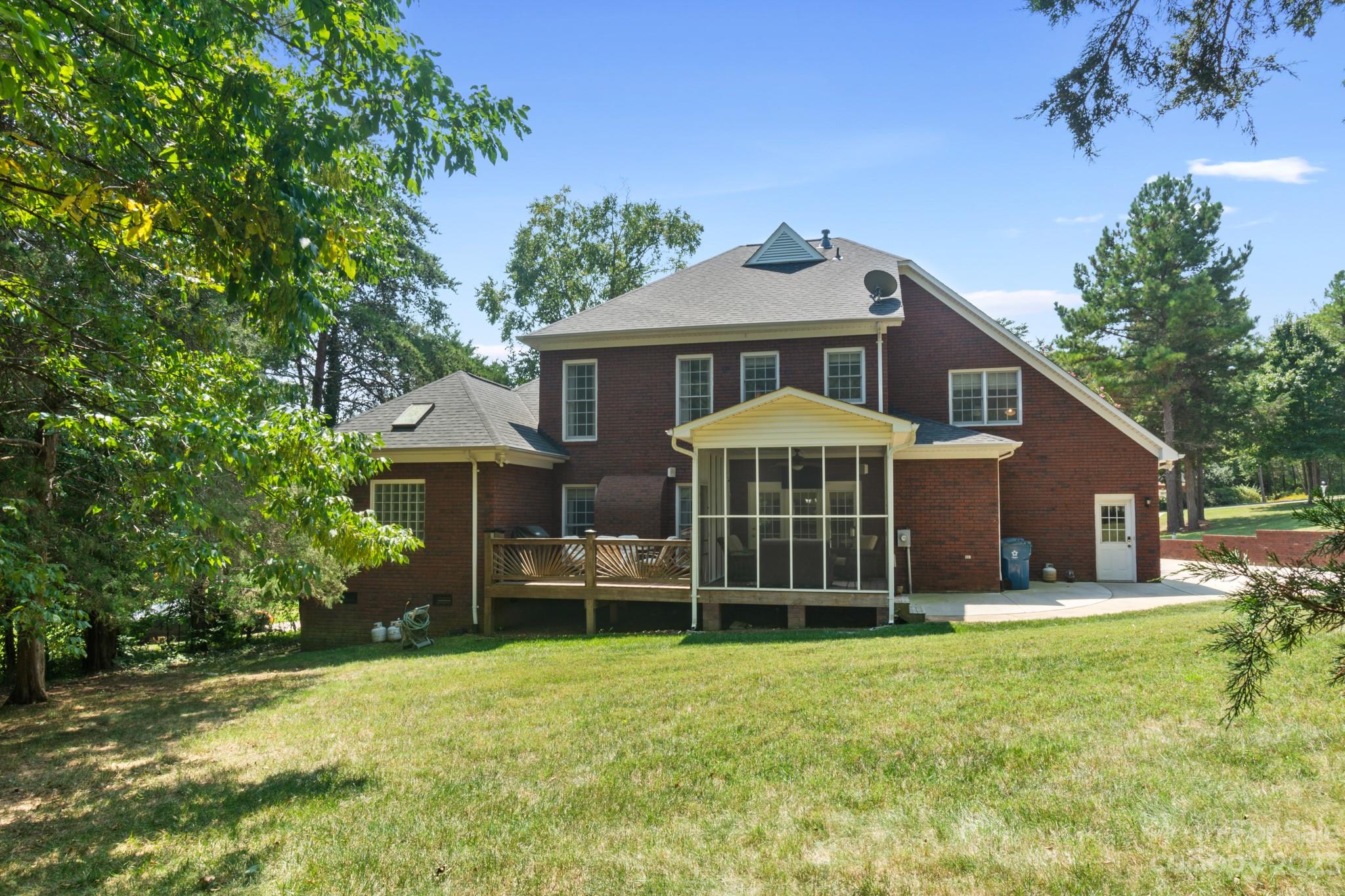 Britley - Residential