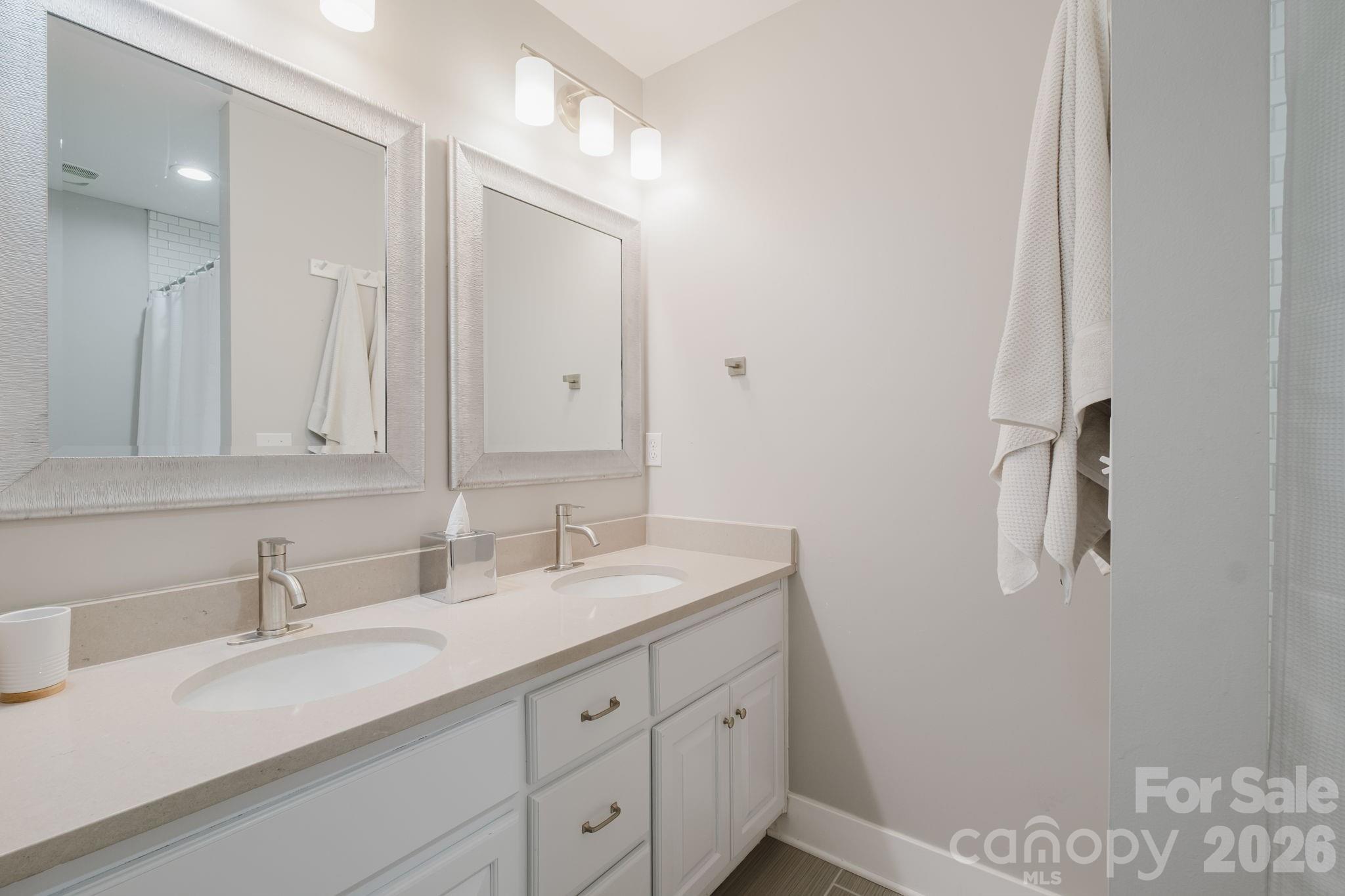 Villa Heights - Residential