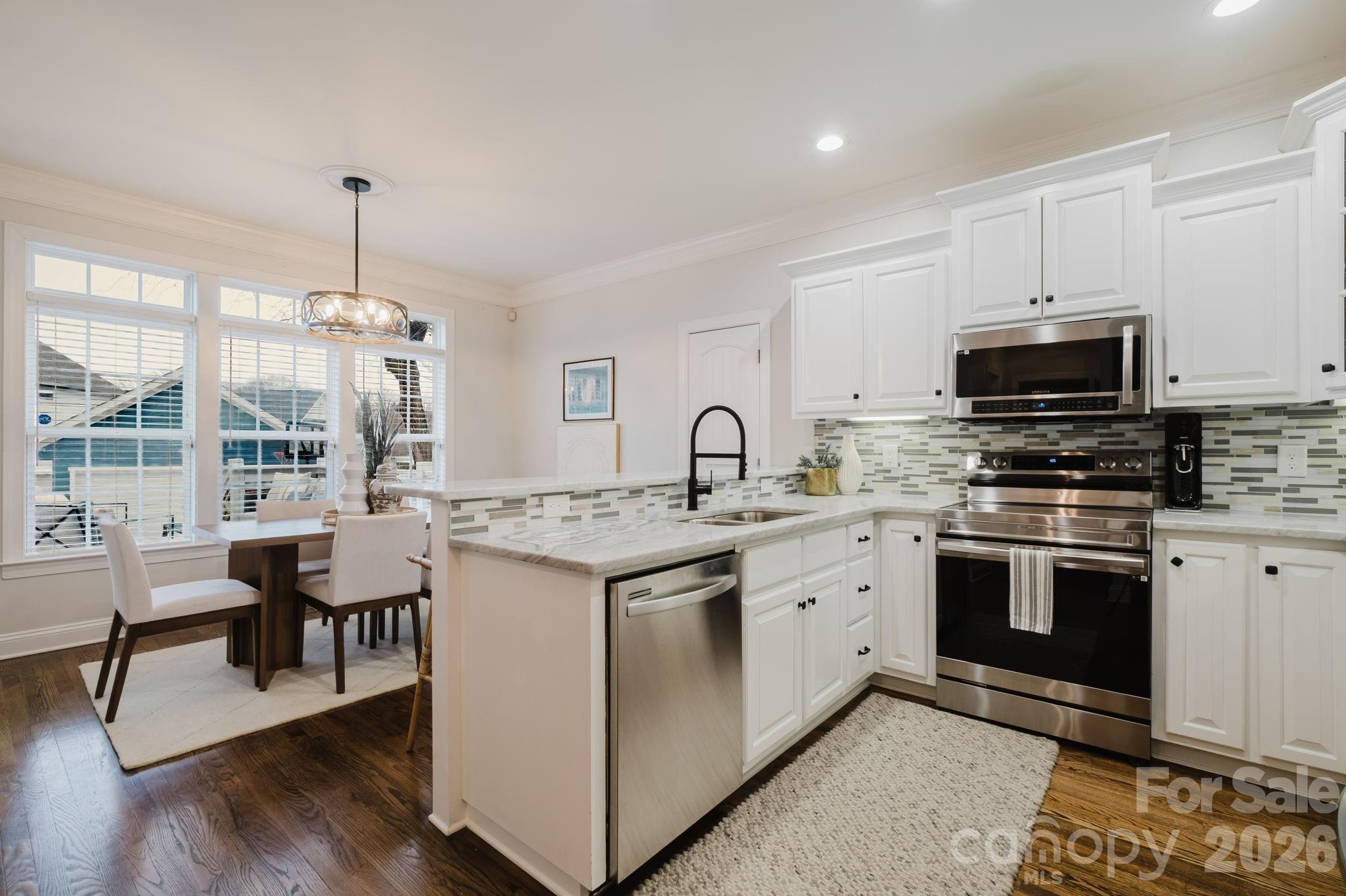 Villa Heights - Residential