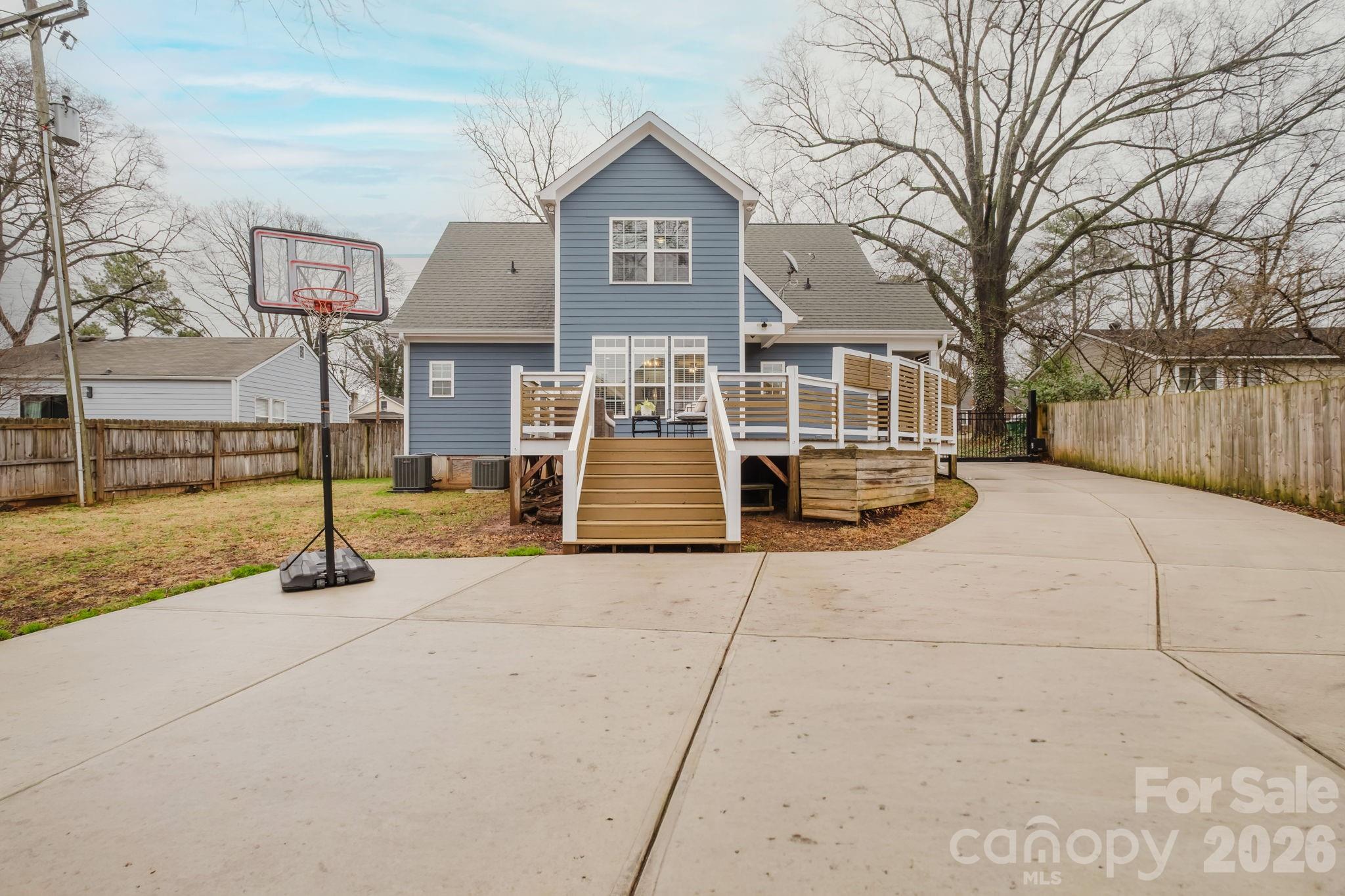 Villa Heights - Residential