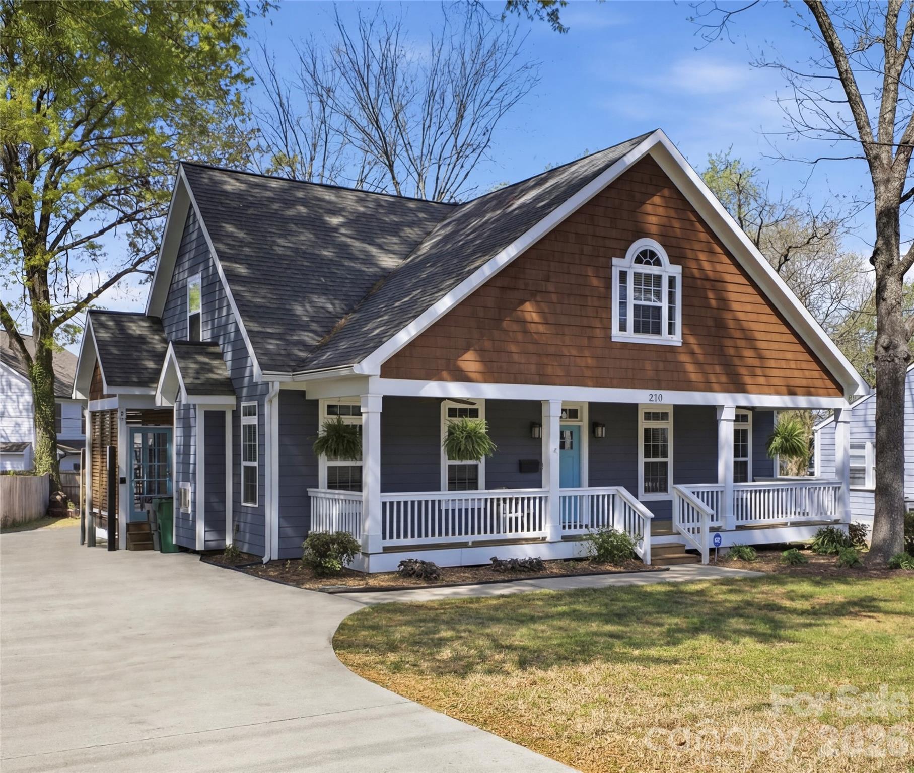 Villa Heights - Residential