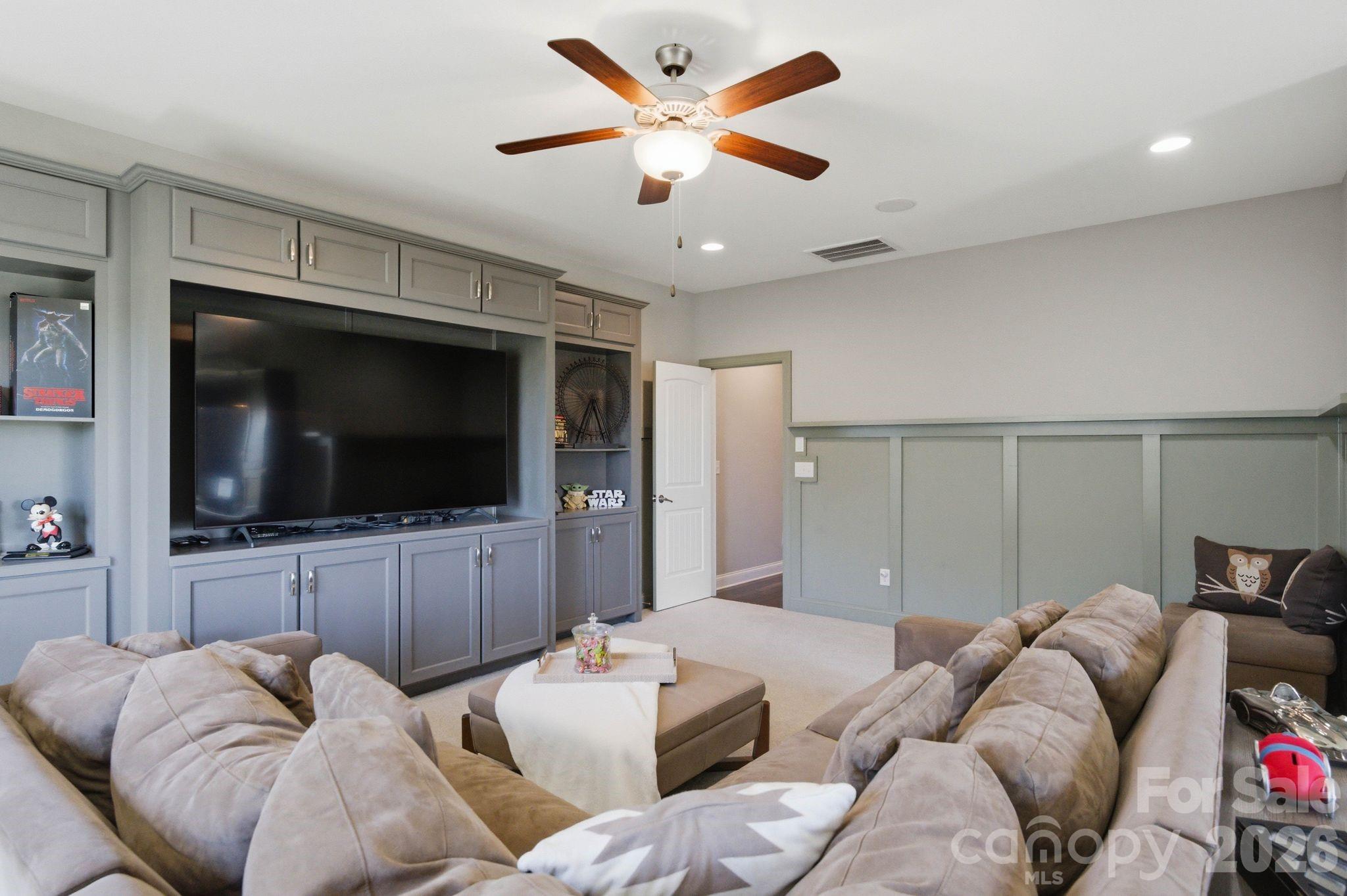 Harlow's Crossing - Residential