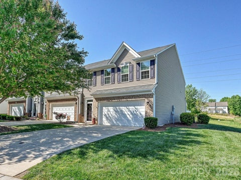 Photo of 7142 Mariners Village Drive, Denver, NC 28037 (MLS # 4373733)