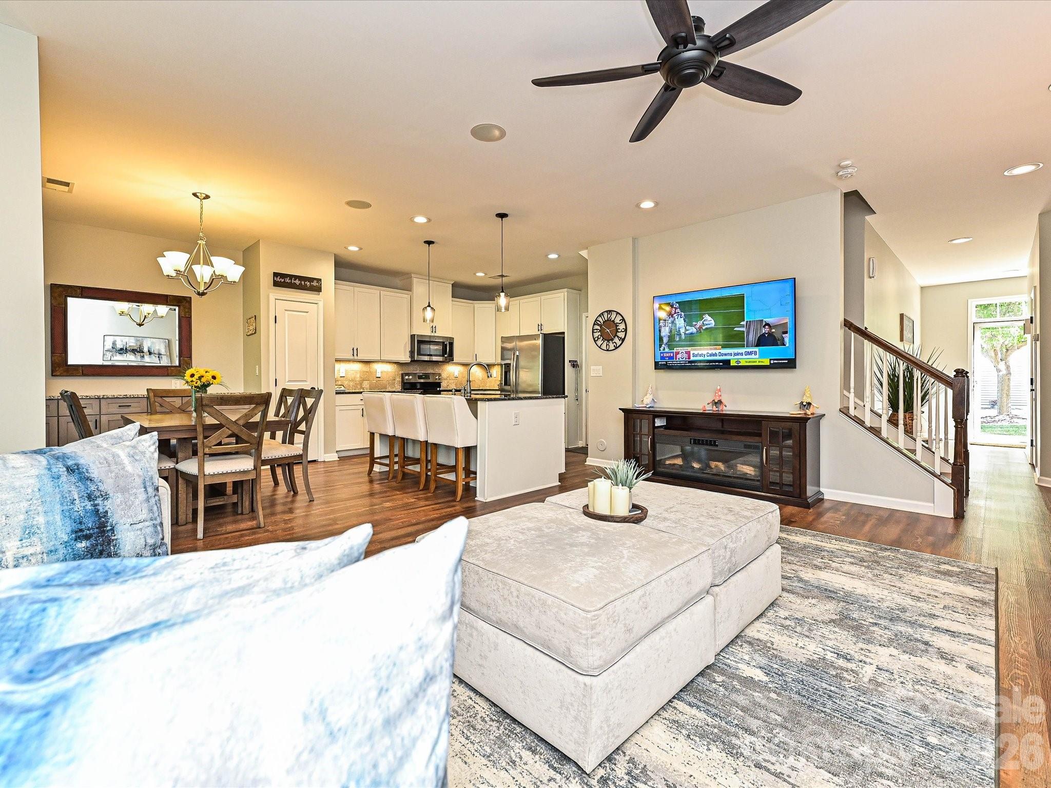 7142 Mariners Village Drive