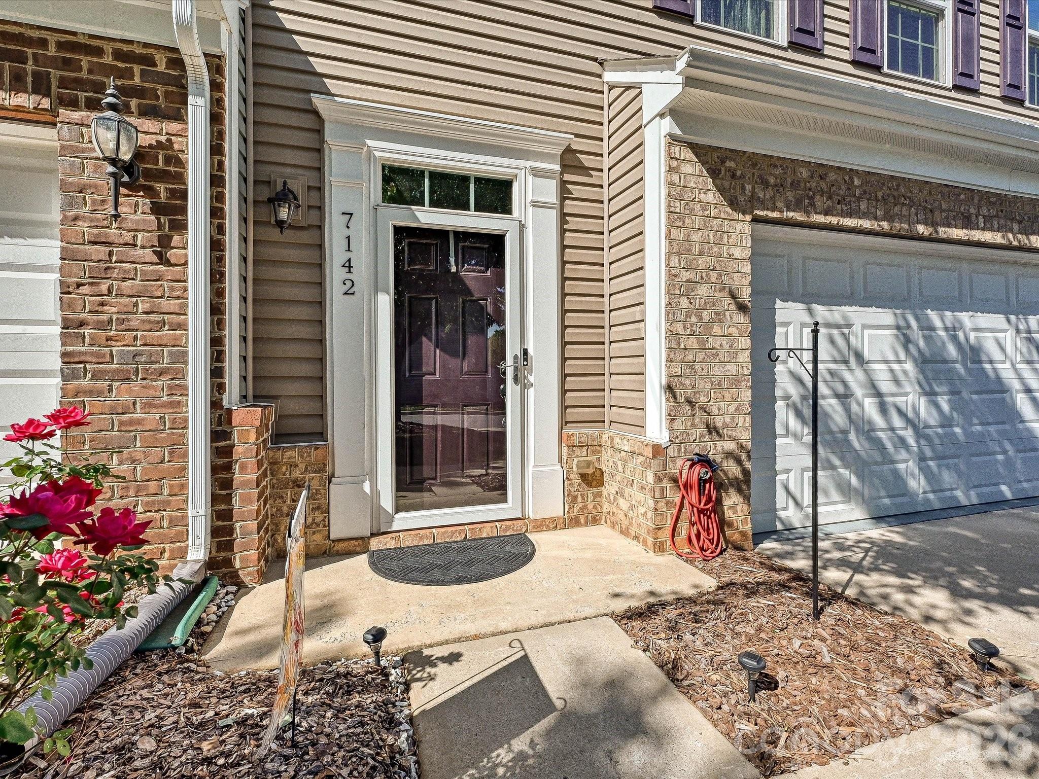 7142 Mariners Village Drive