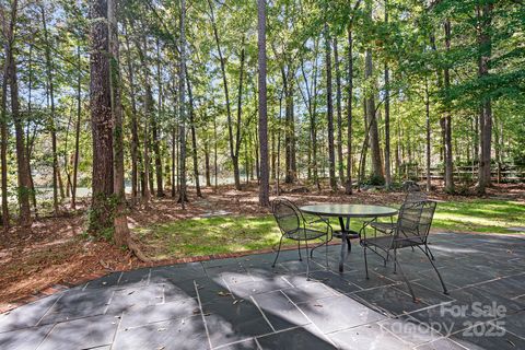 16033 Agincourt Drive Huntersville NC 28078