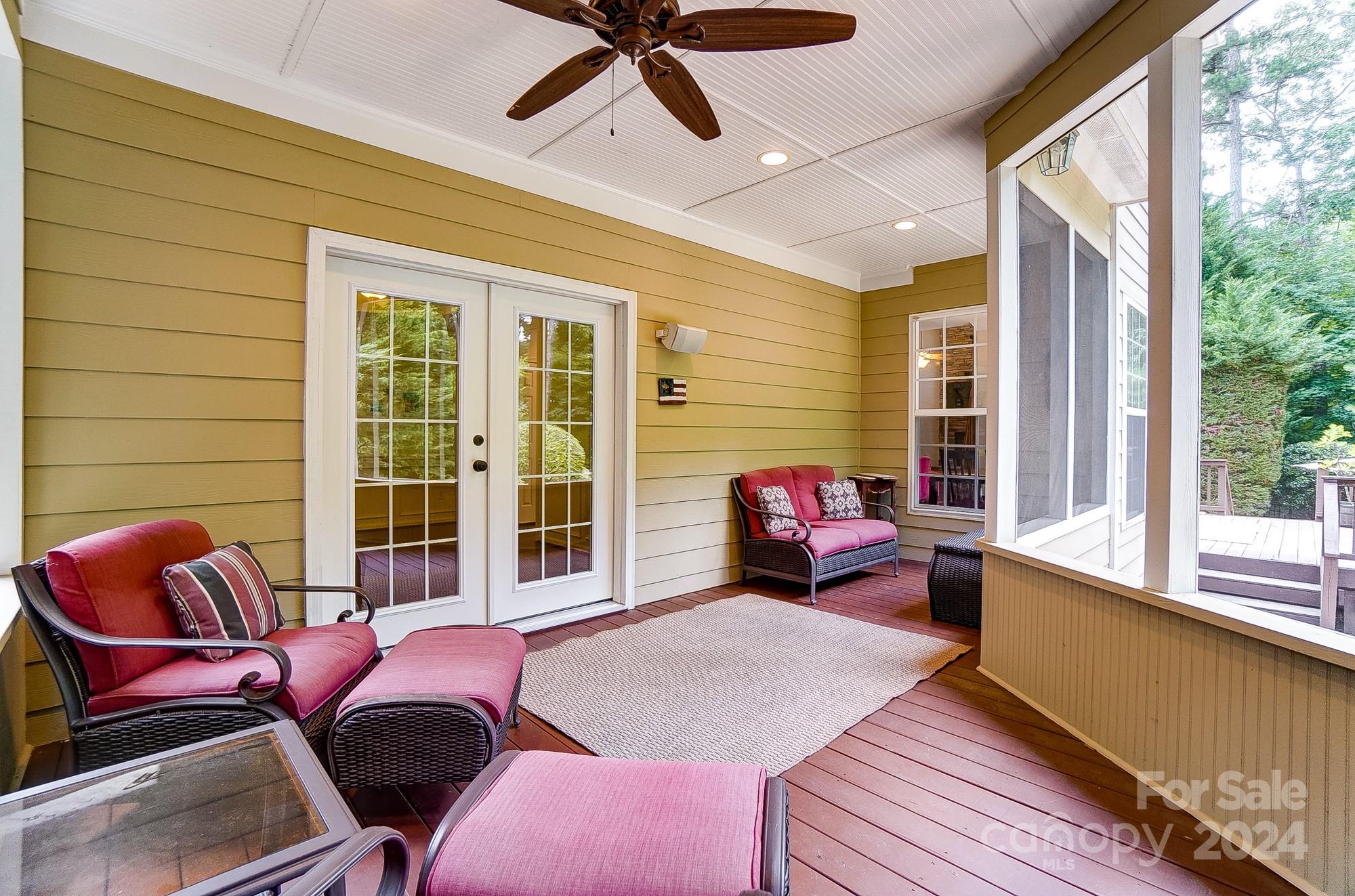 Tega Cay - Residential