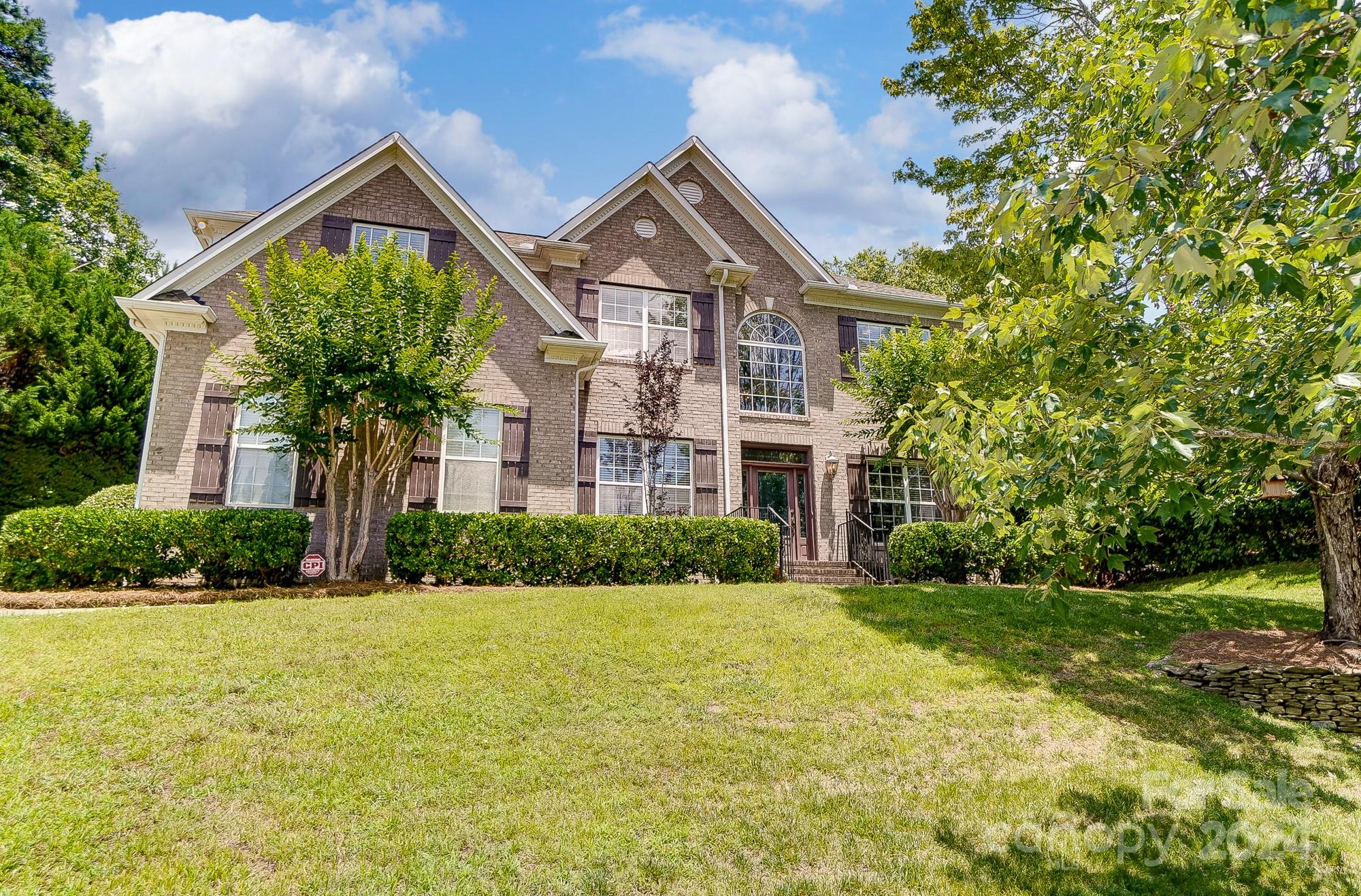 Tega Cay - Residential
