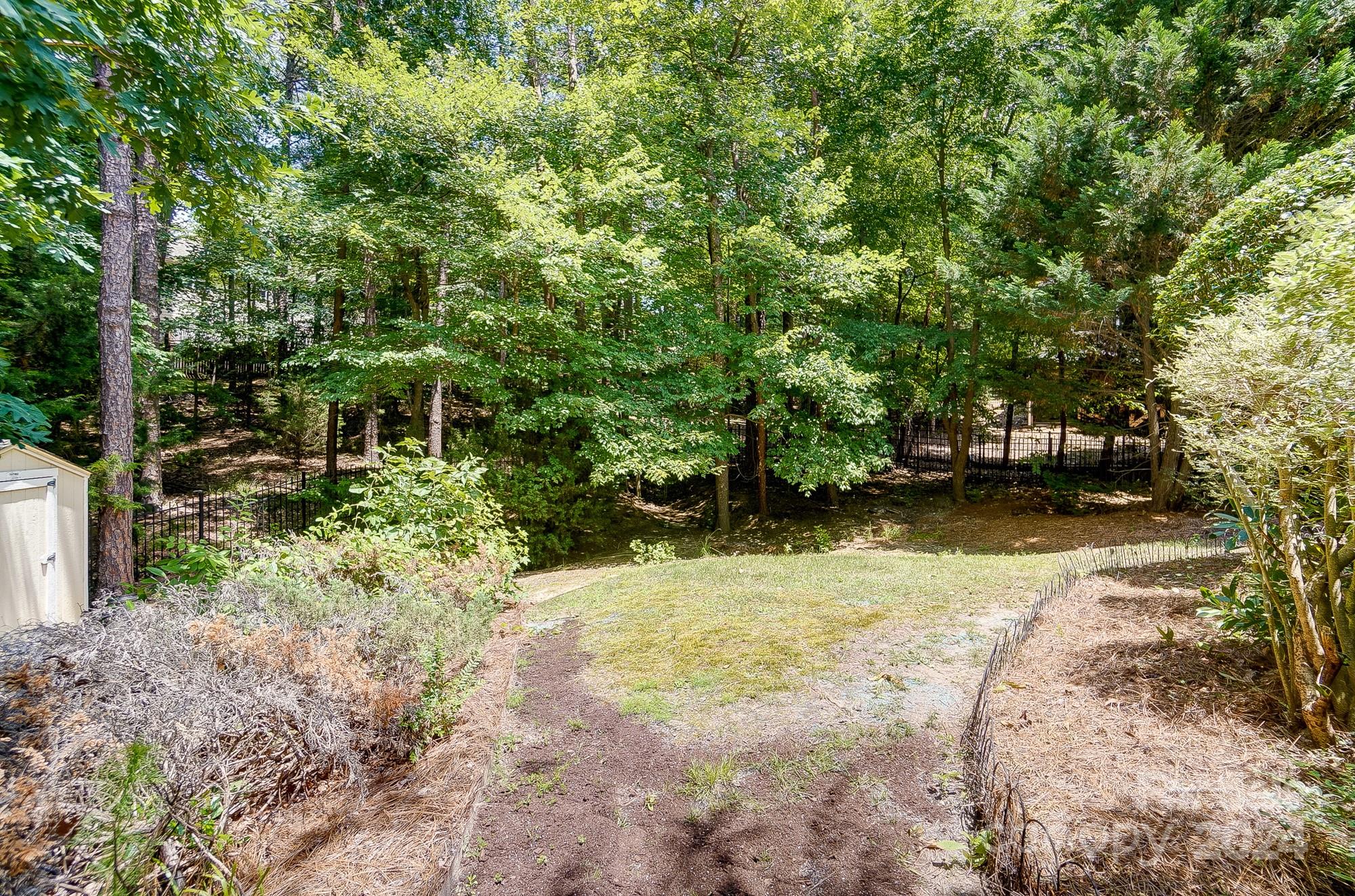 Tega Cay - Residential