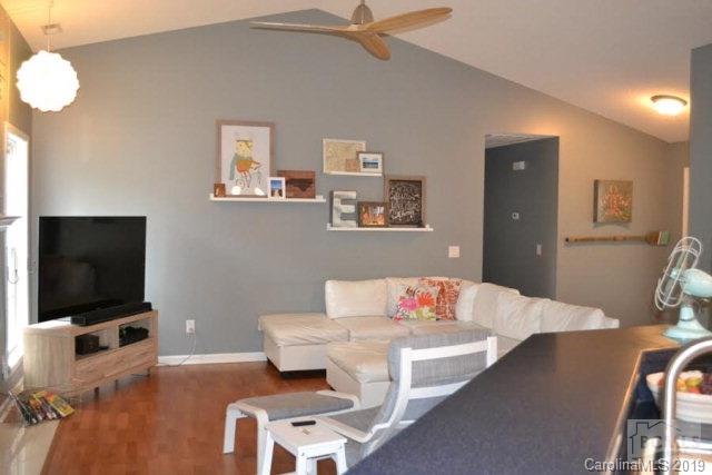 River Glen - Residential