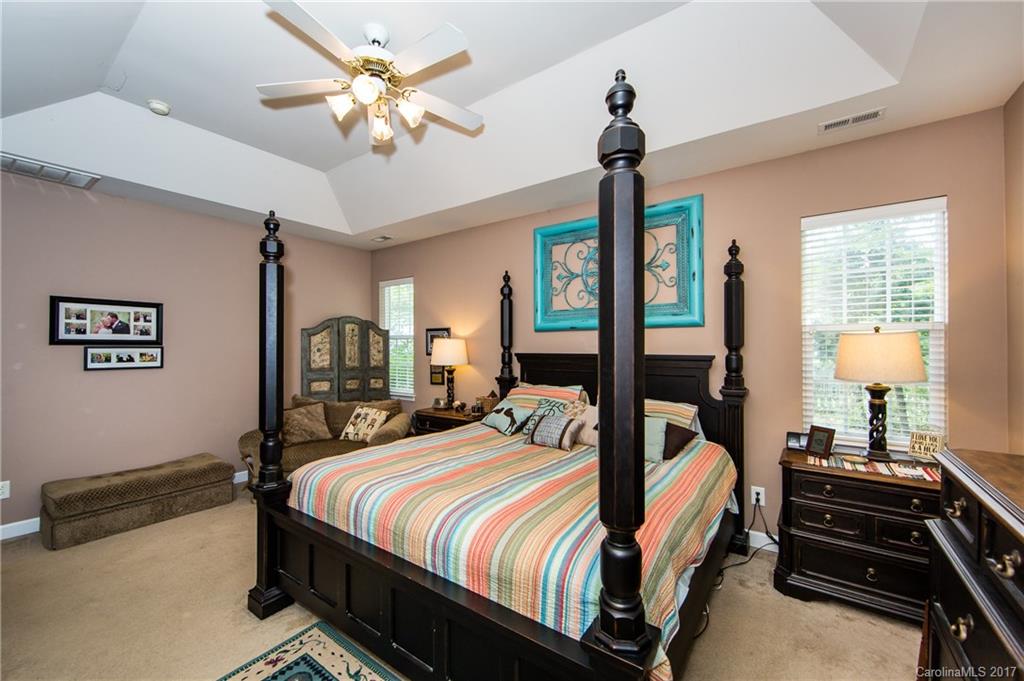 Lake Park - Residential