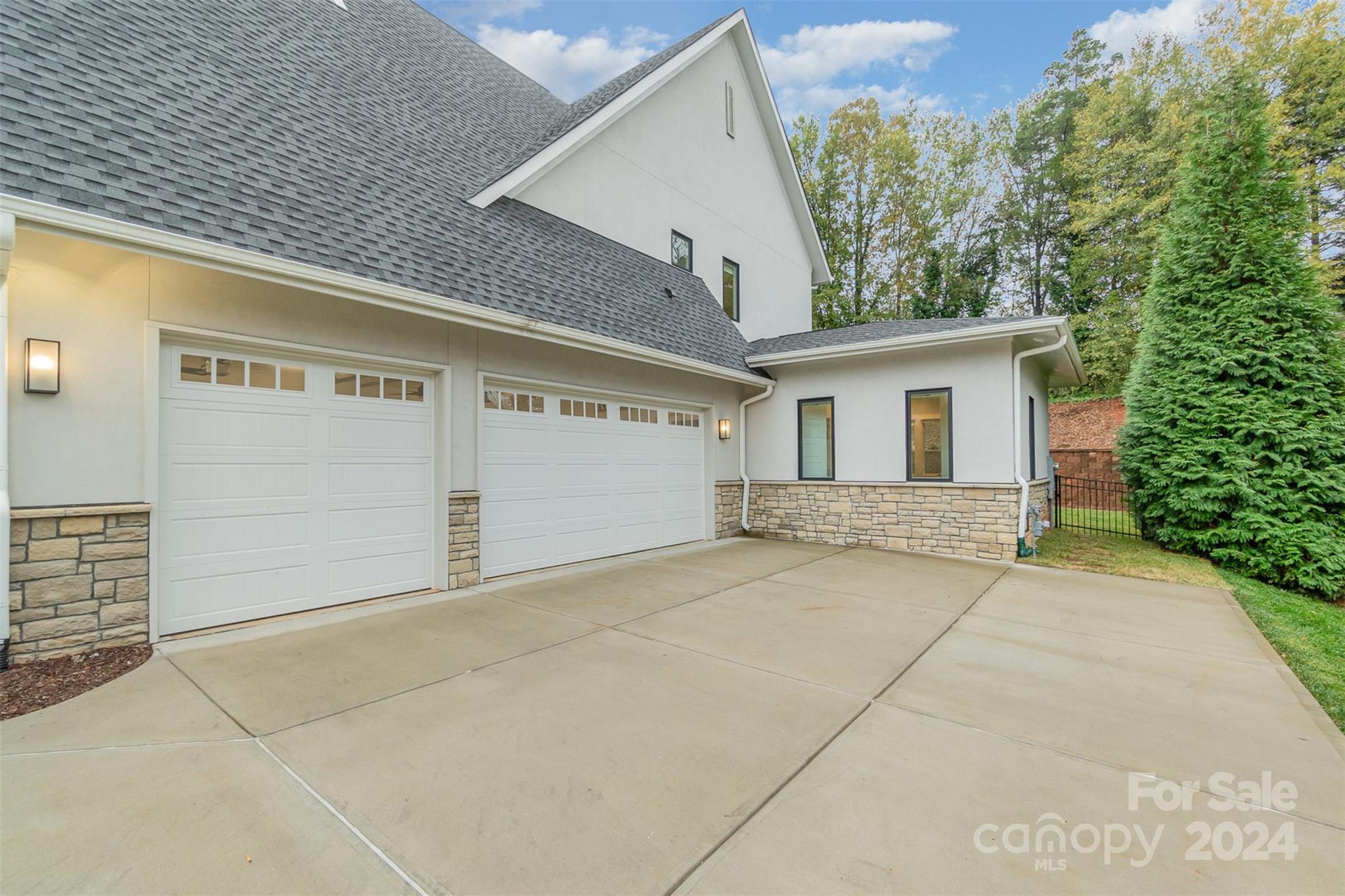 Shadowcreek - Residential