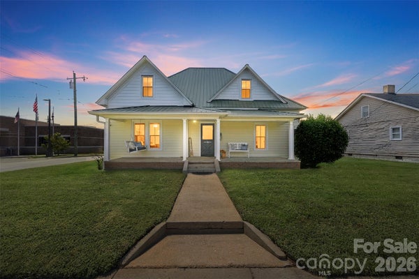 322 E MAIN ST, MAIDEN, NC 28650 - Image bfebeee17e501d694deda22e803e2a5e/2174761626