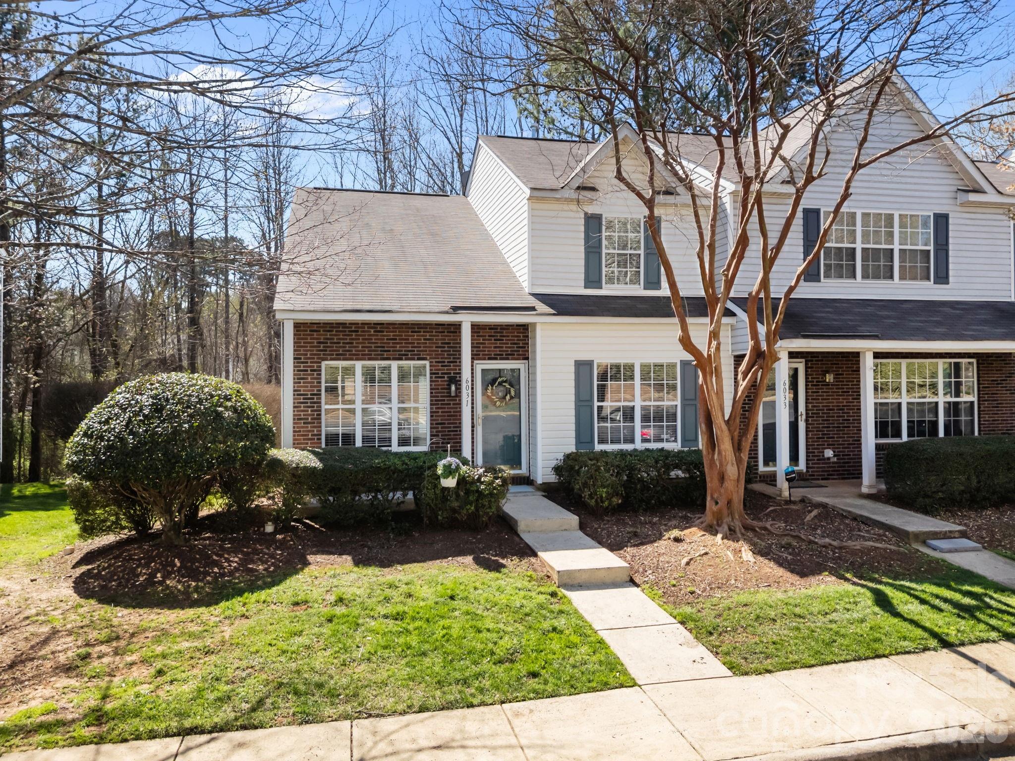 Huntington Ridge - Residential