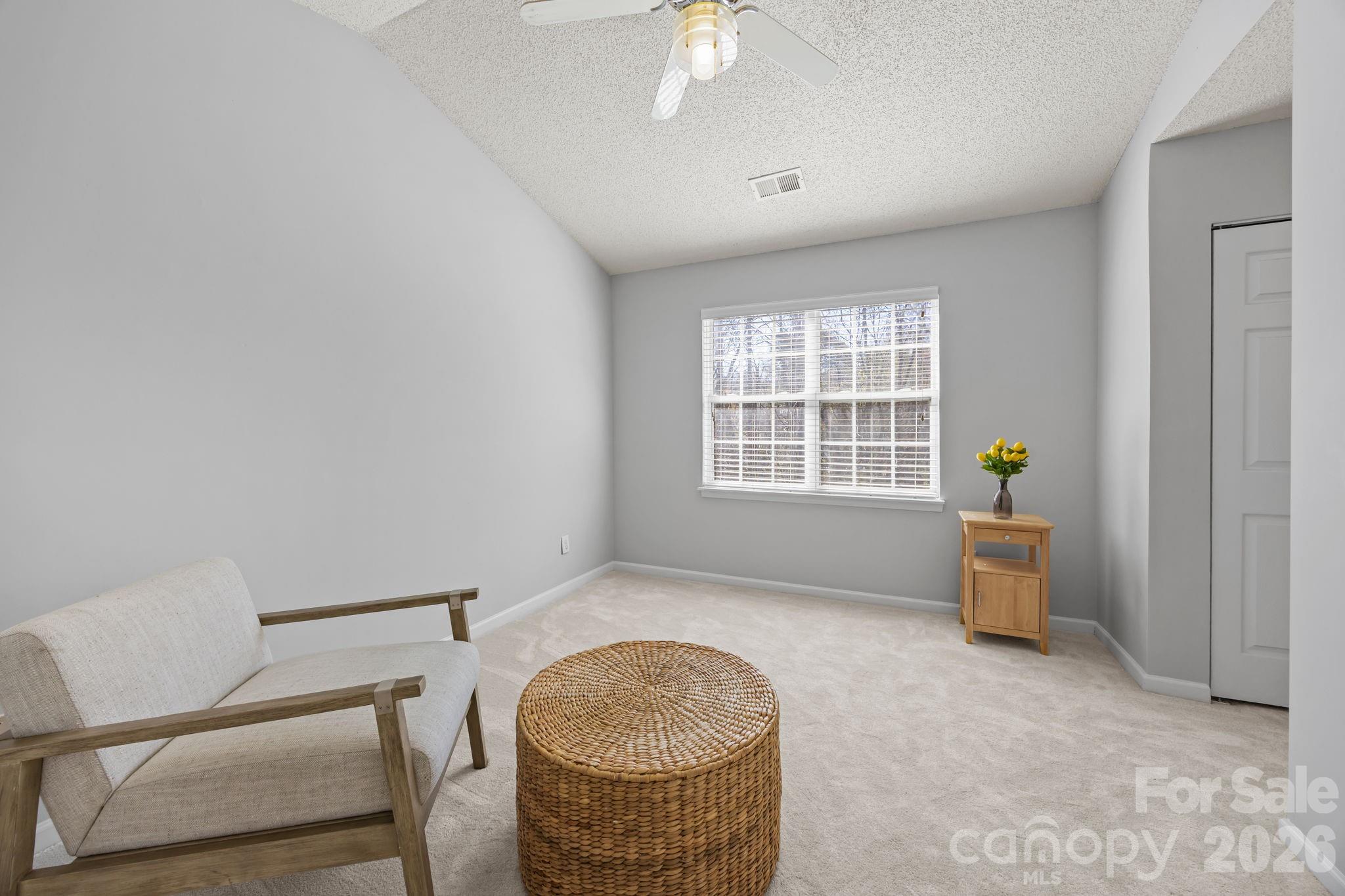 Huntington Ridge - Residential