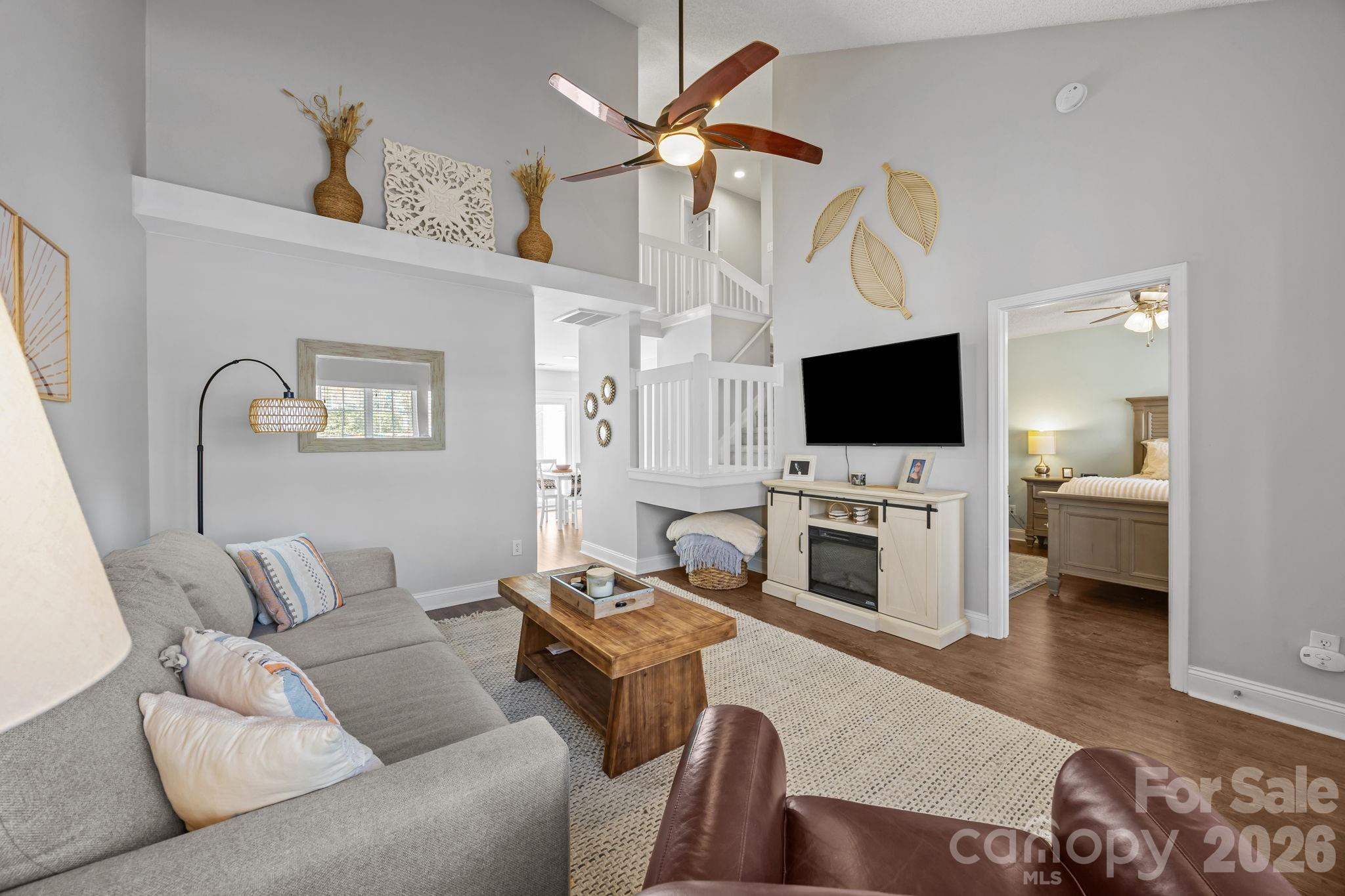 Huntington Ridge - Residential