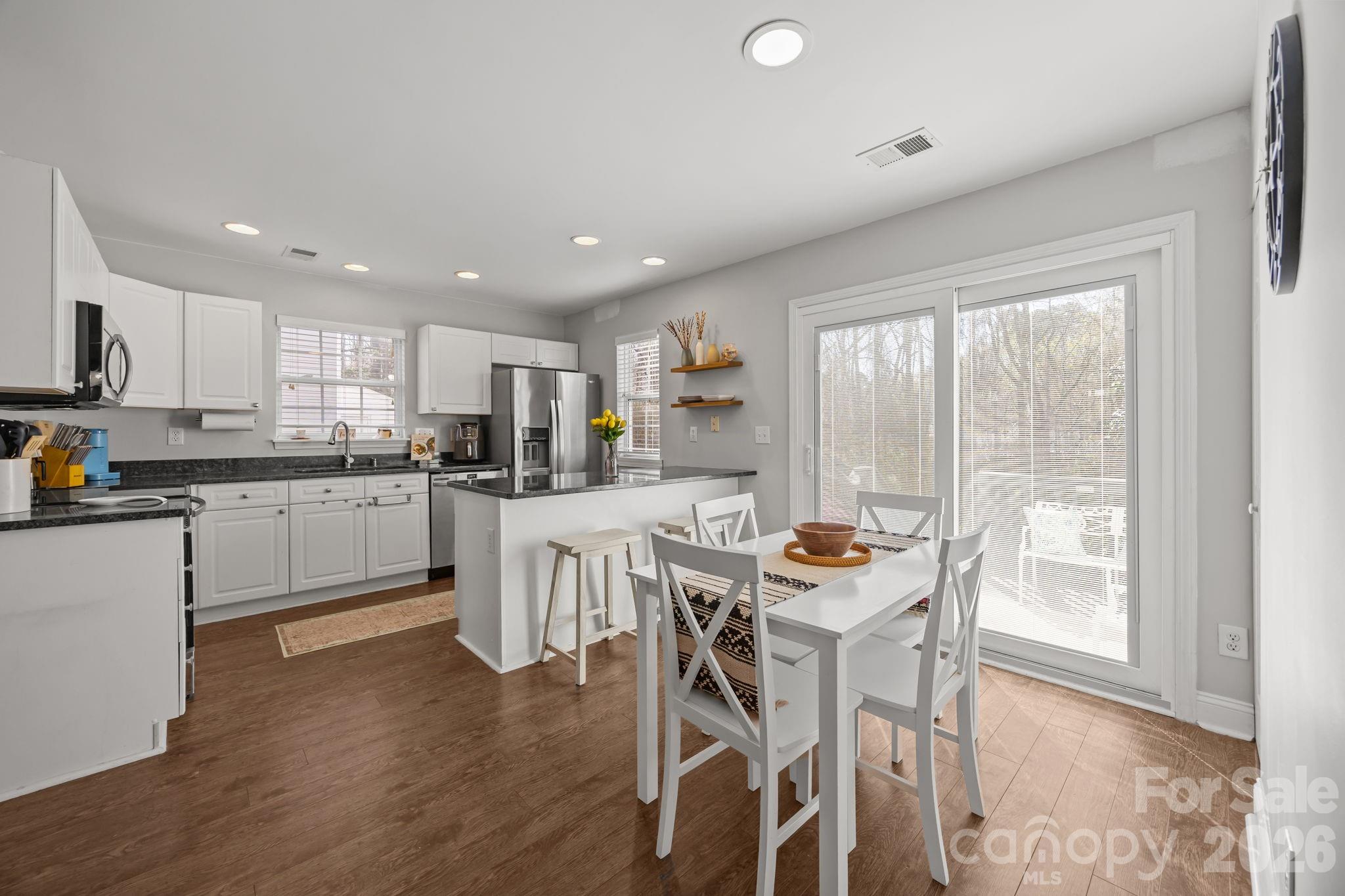 Huntington Ridge - Residential