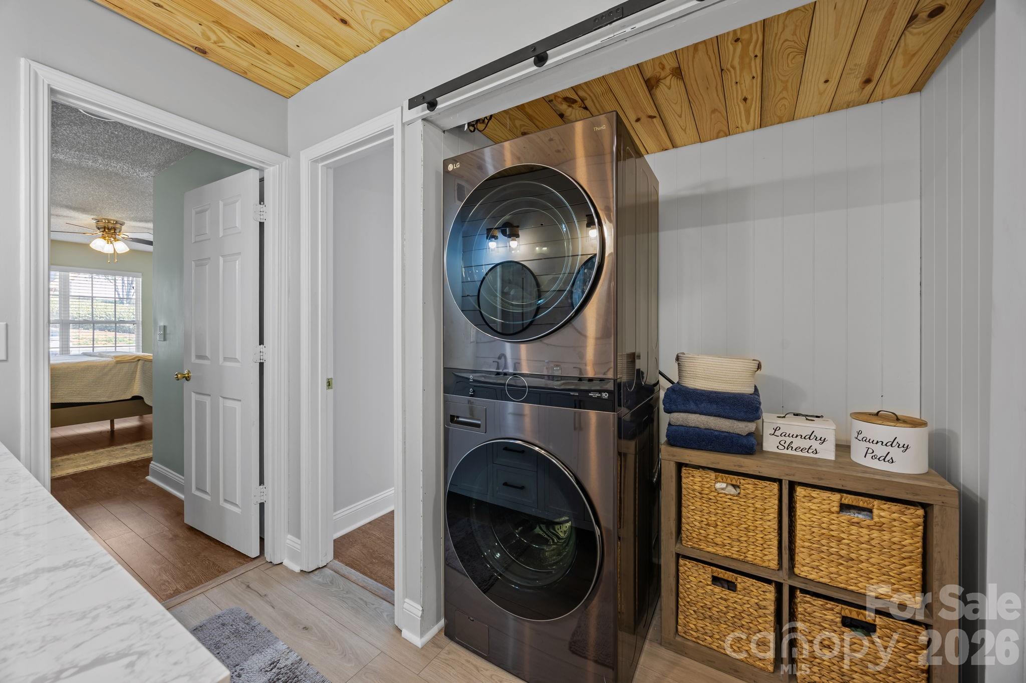 Huntington Ridge - Residential