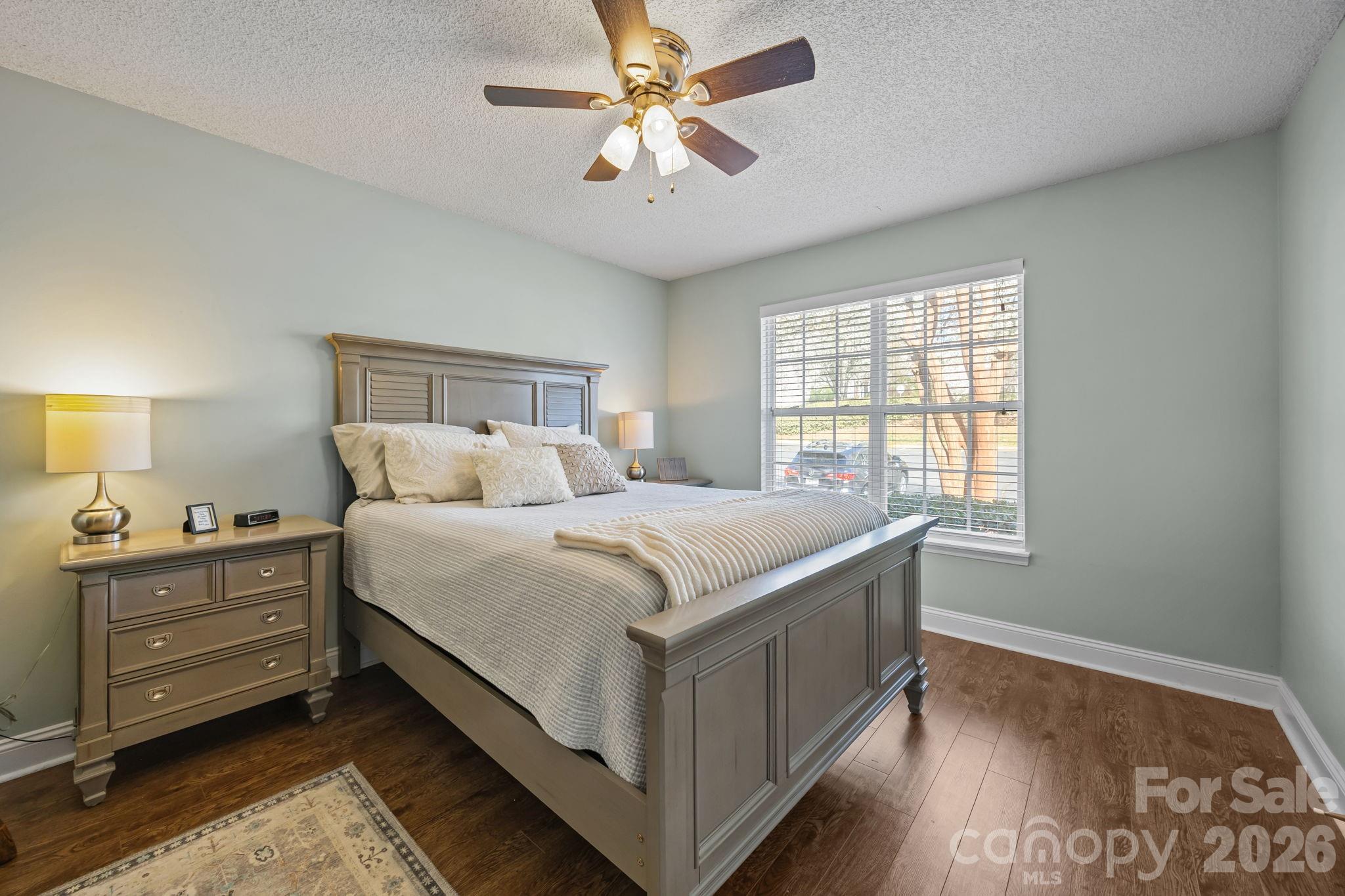 Huntington Ridge - Residential