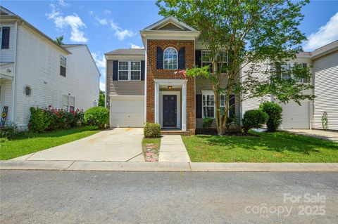 7711 Brisbane Court Charlotte NC 28215