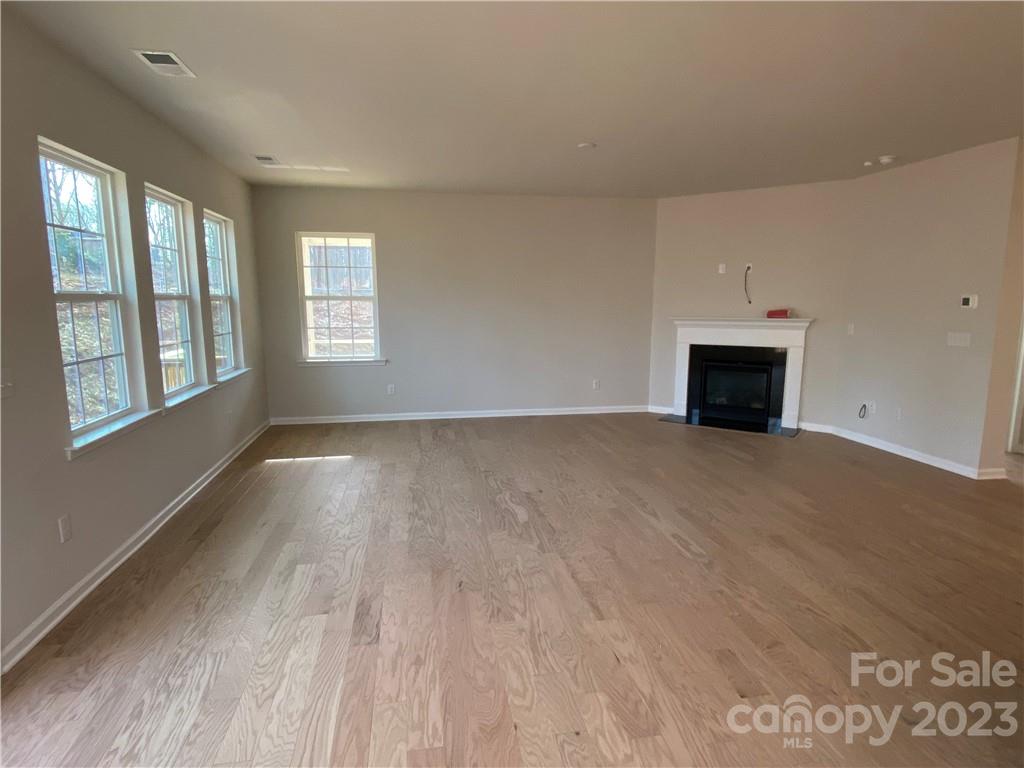 The Estates at Arlington Woods - Residential