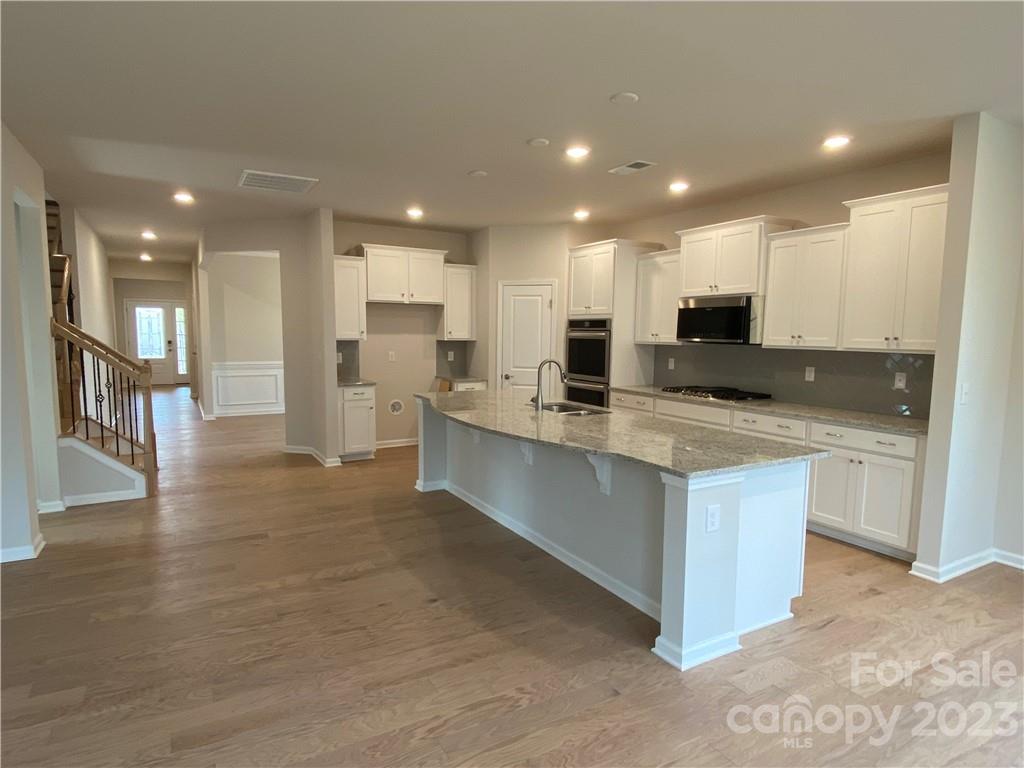 The Estates at Arlington Woods - Residential