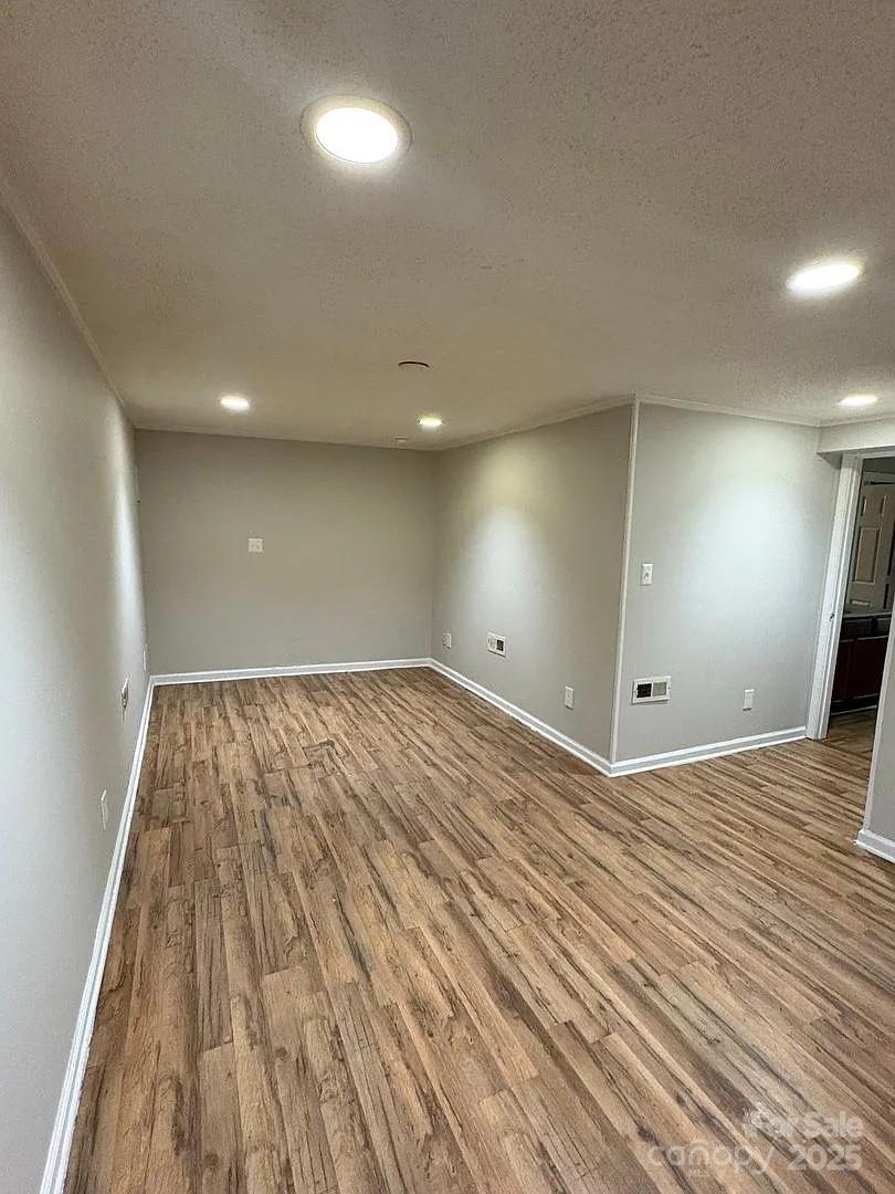 Enderly Park - Residential