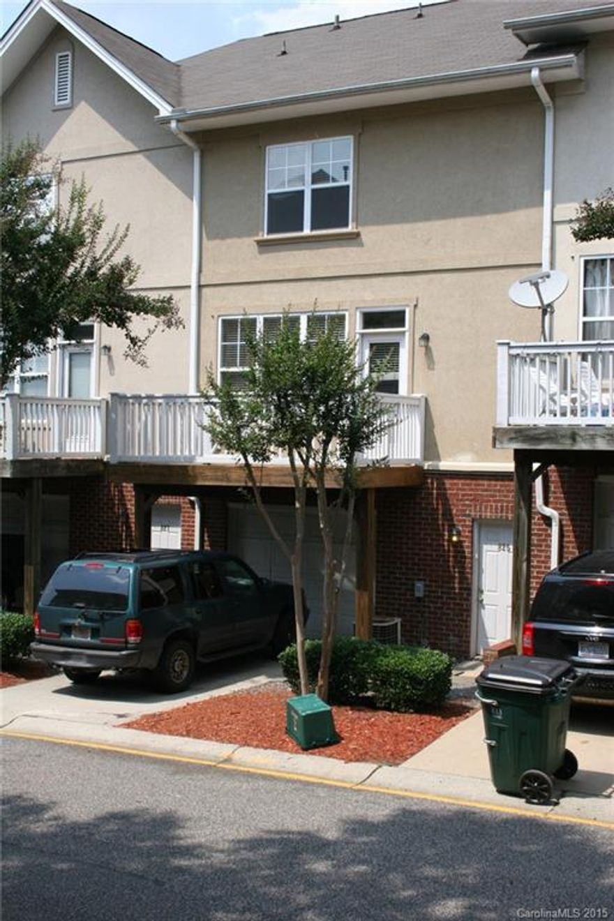 Great Location Downtown, 3rd Ward, open floor plan, close to Johnson & Wales, BOA Stadium & new baseball arena, concerts in the park all summer long, Walk to everything.  Owners maintain their property to the highest level.  Has lower level den, living room and dining with kitchen on middle level, bedrooms on upper level.  Available Nov 1st.