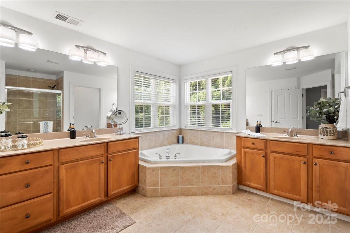 The Cove at Chesapeake Pointe - Residential