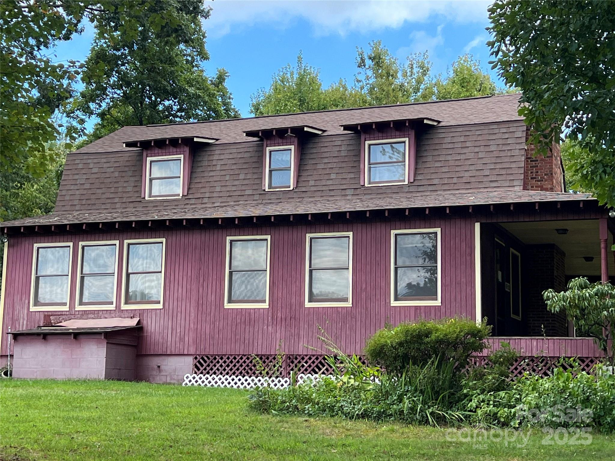 Sunset Heights - Residential Income