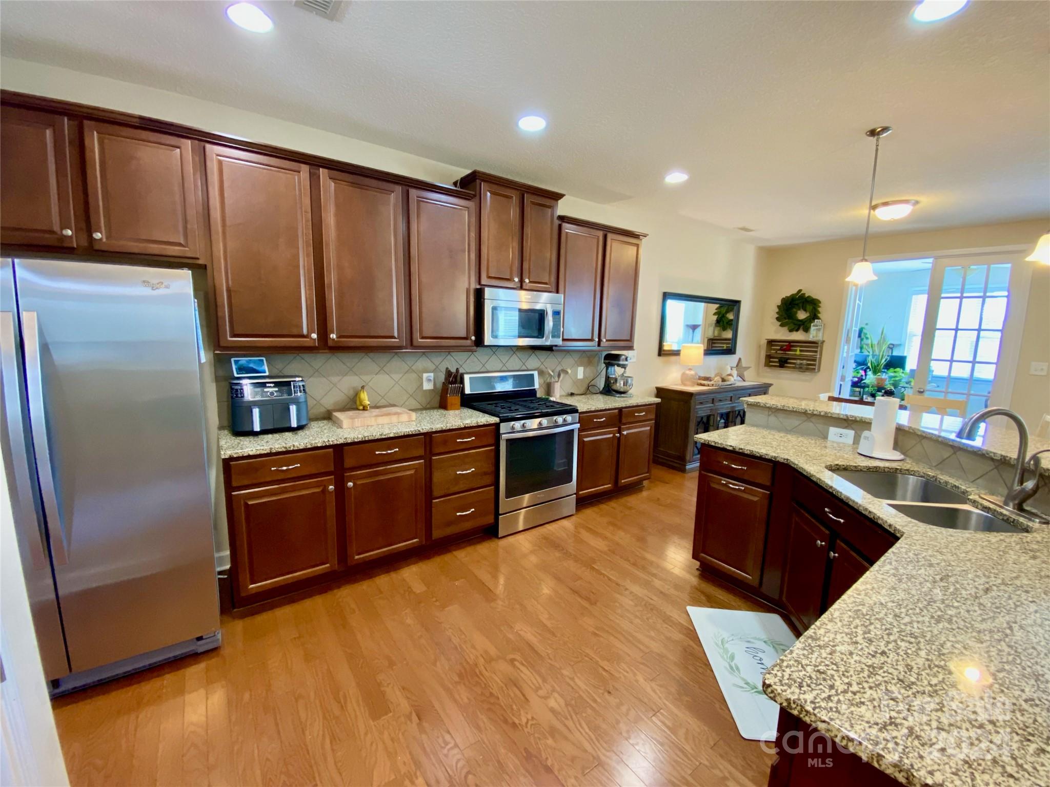 Waterlynn - Residential