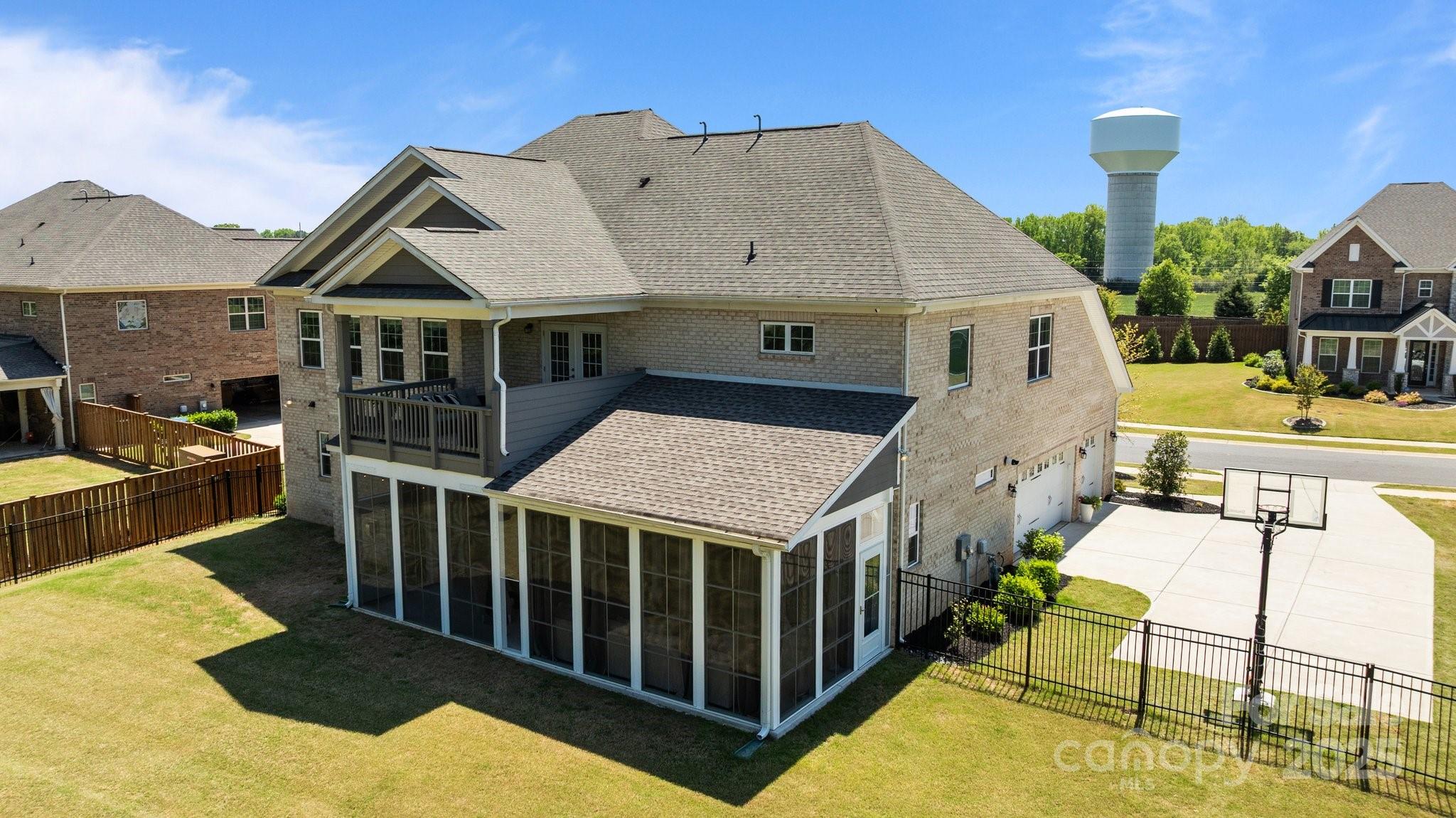 Harlow's Crossing - Residential