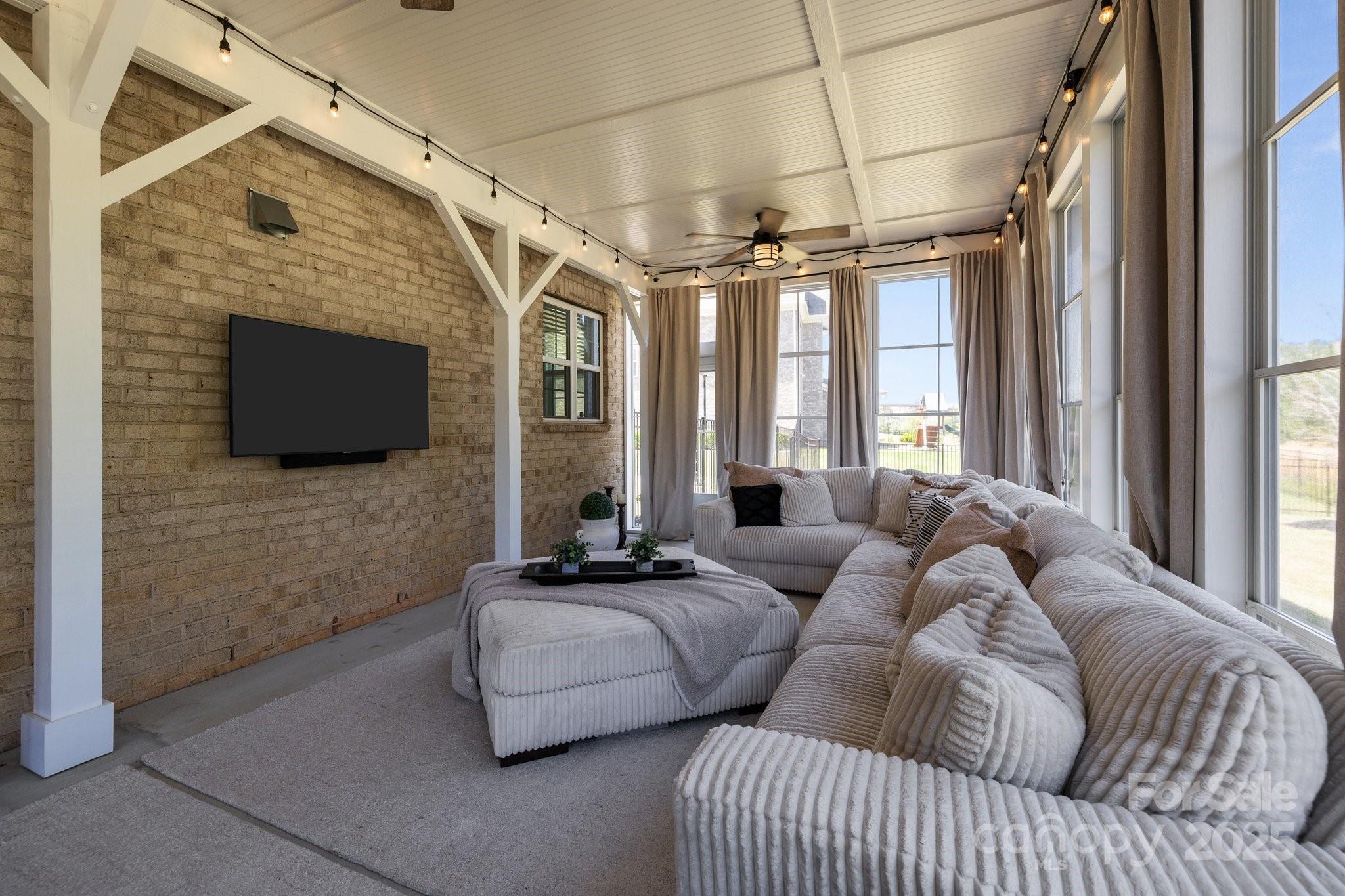 Harlow's Crossing - Residential