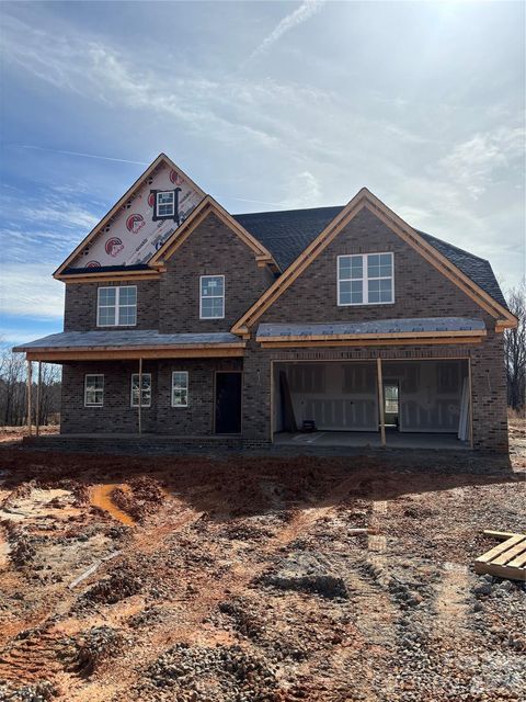 Photo of 102 Sandpiper Drive #18, Lexington, NC 27012 (MLS # 4348968)