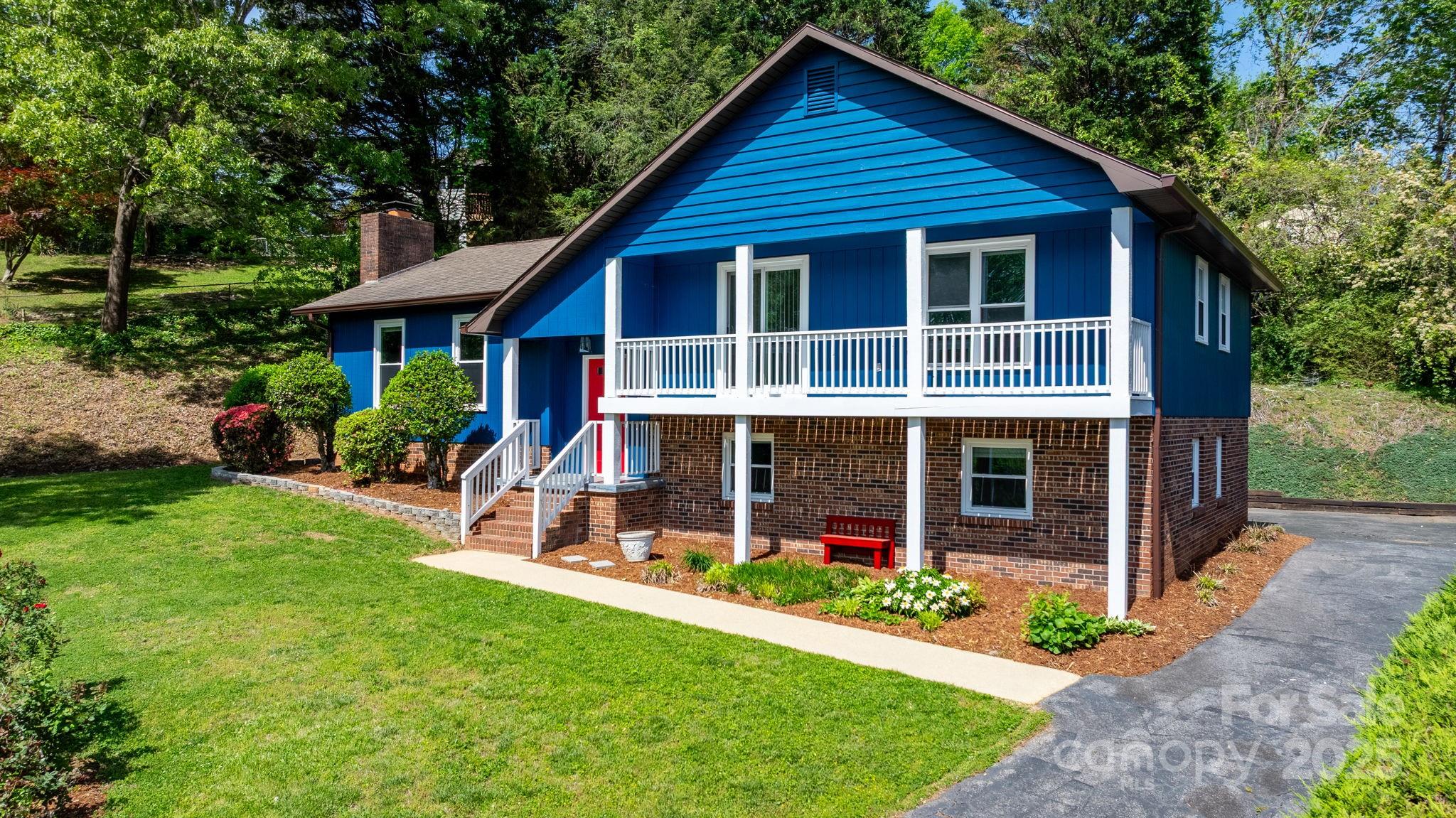 60 Woodland Drive