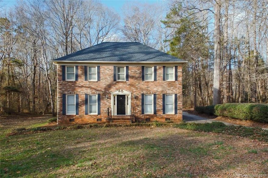 Welcome home to The Plantation, a beautiful subdivision where everyone is friendly! This home features a detached garage with a fully finished bonus room with full bath perfect for a home office or second hang out! Fresh paint throughout with new flooring on upper level. The back deck is perfect for grilling and entertaining. With almost one acre there is plenty of room for hobbies and play! Enjoy county taxes while being right at the city limit! One owner home! Newer HVAC/Roof 2012