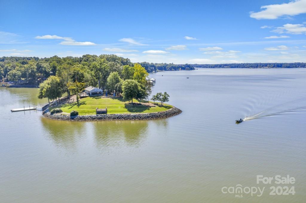 Tega Cay - Residential