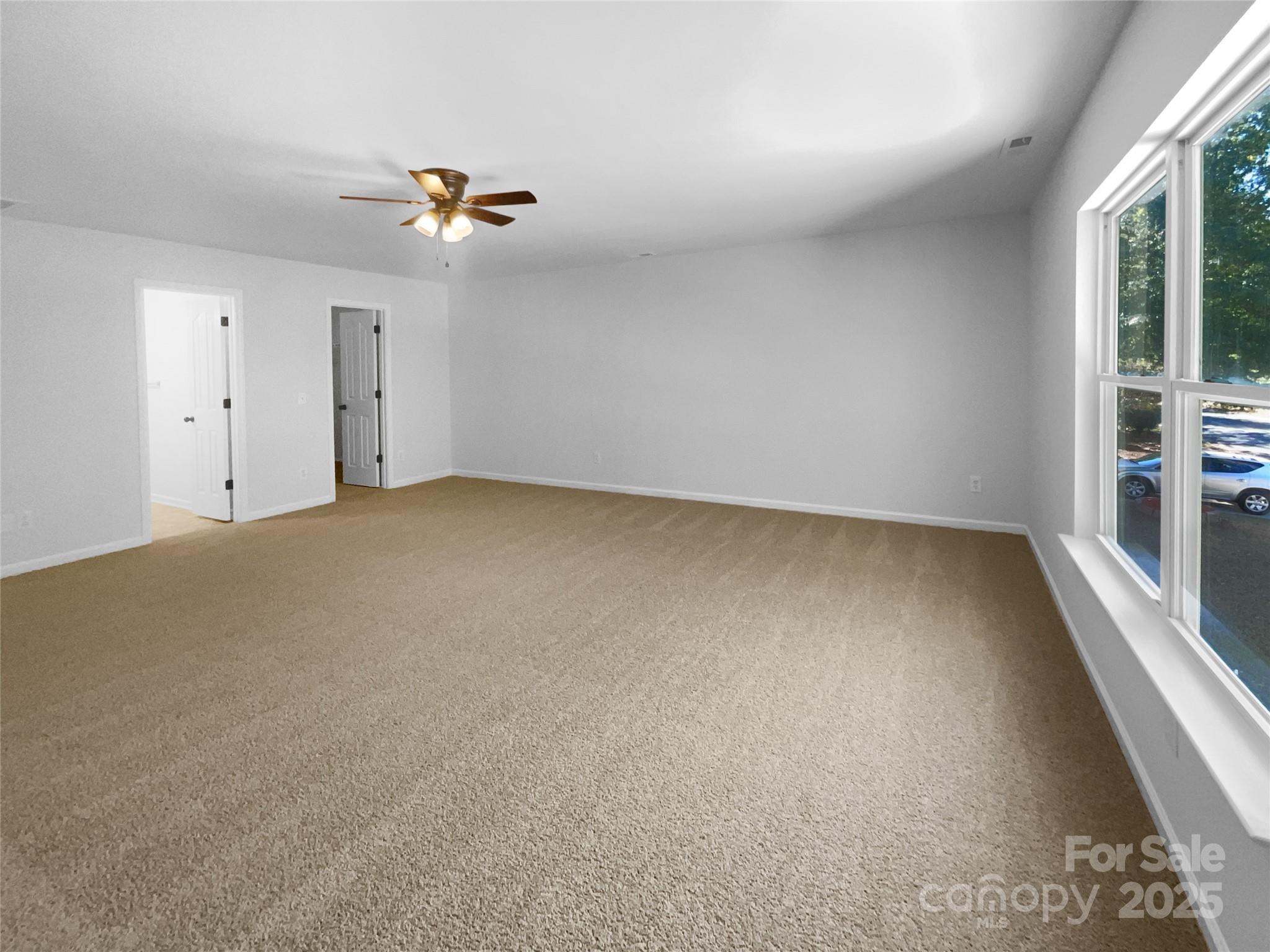 Sandy Pointe - Residential