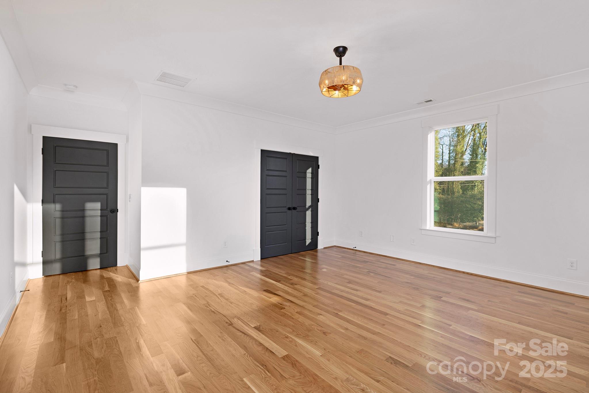 Lansdowne - Residential