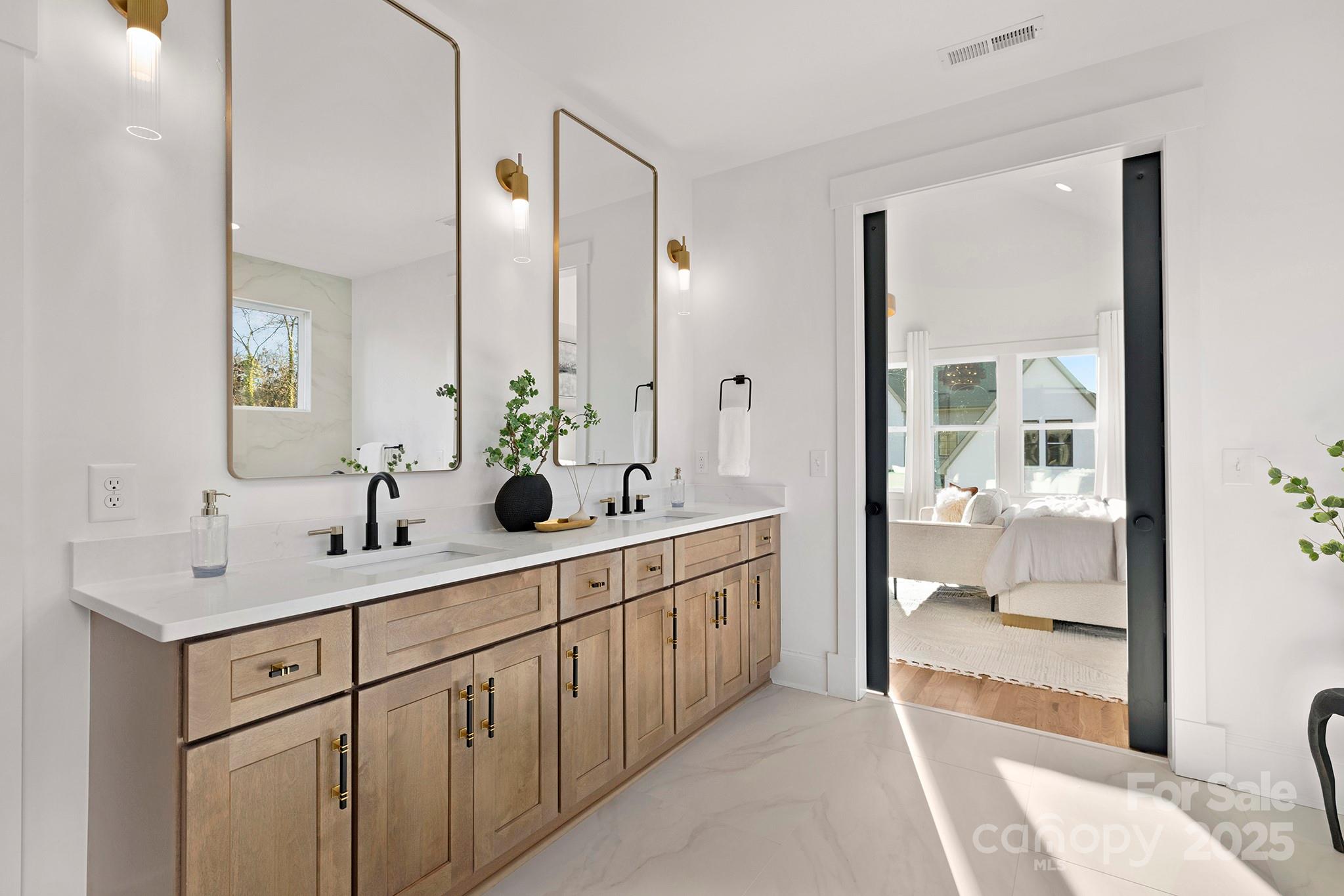 Lansdowne - Residential