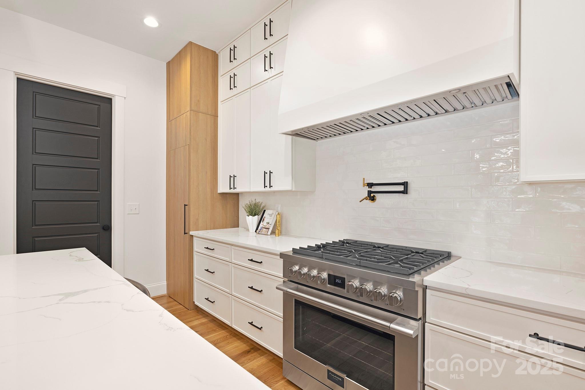 Lansdowne - Residential