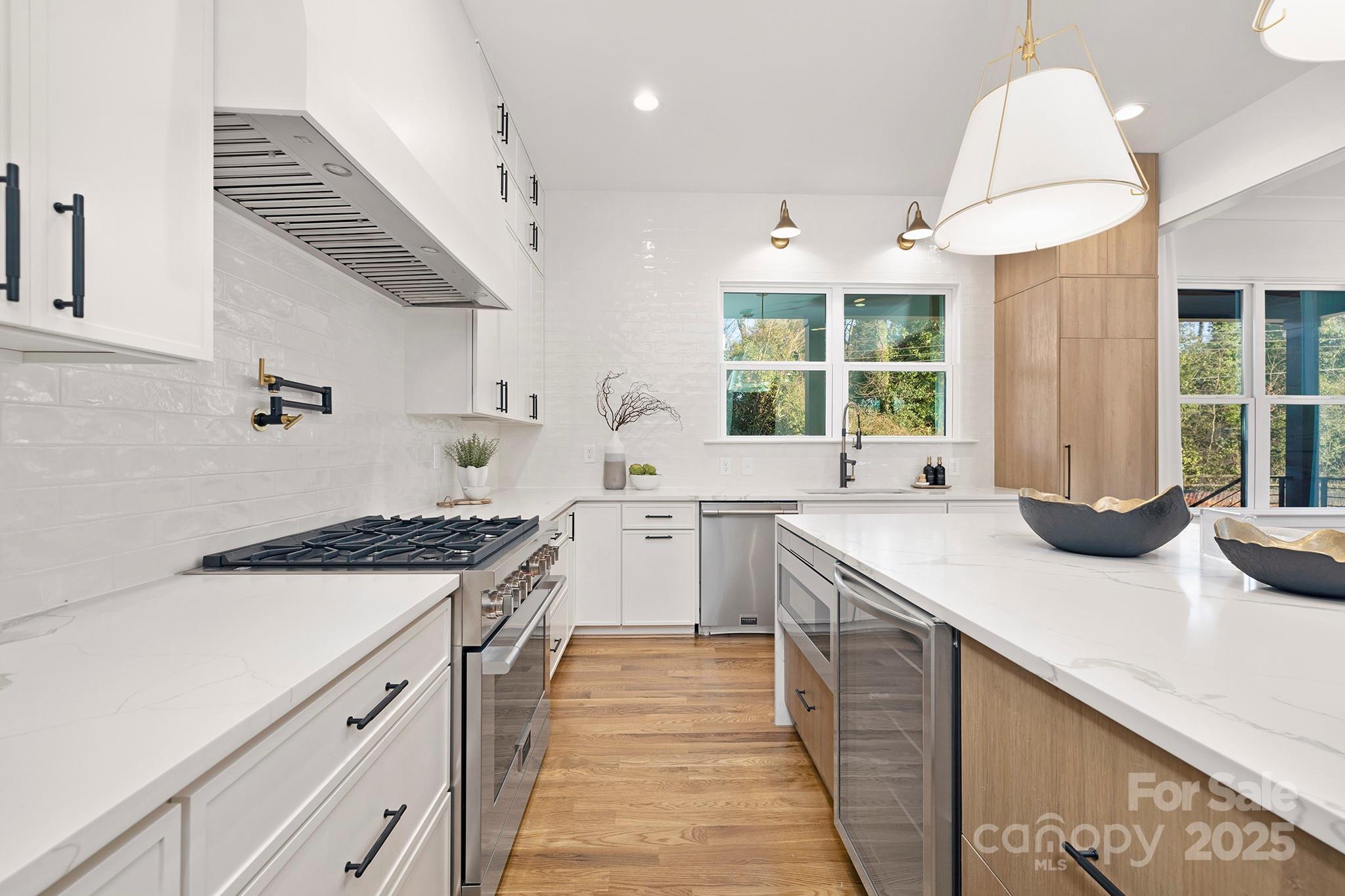 Lansdowne - Residential