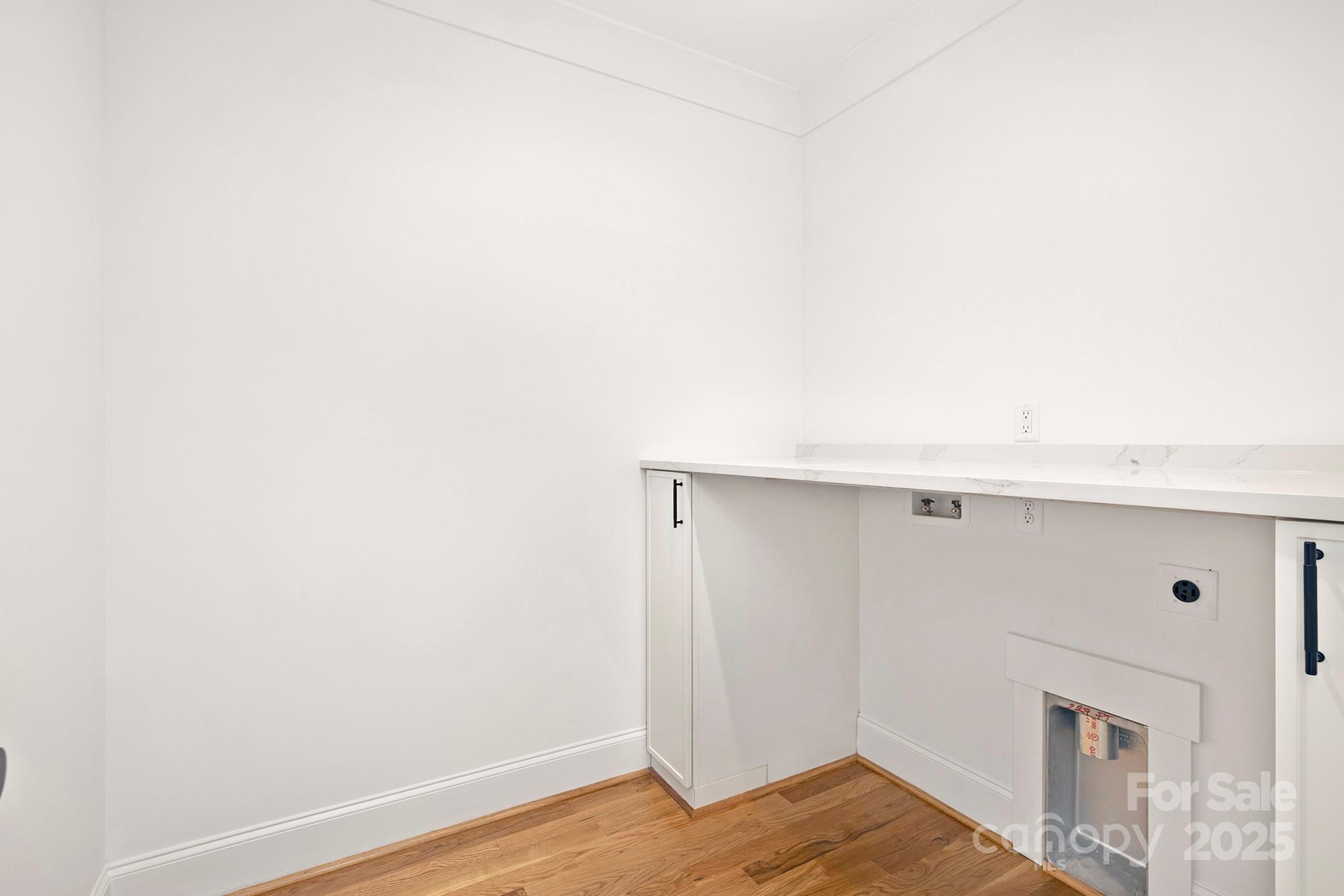 Lansdowne - Residential