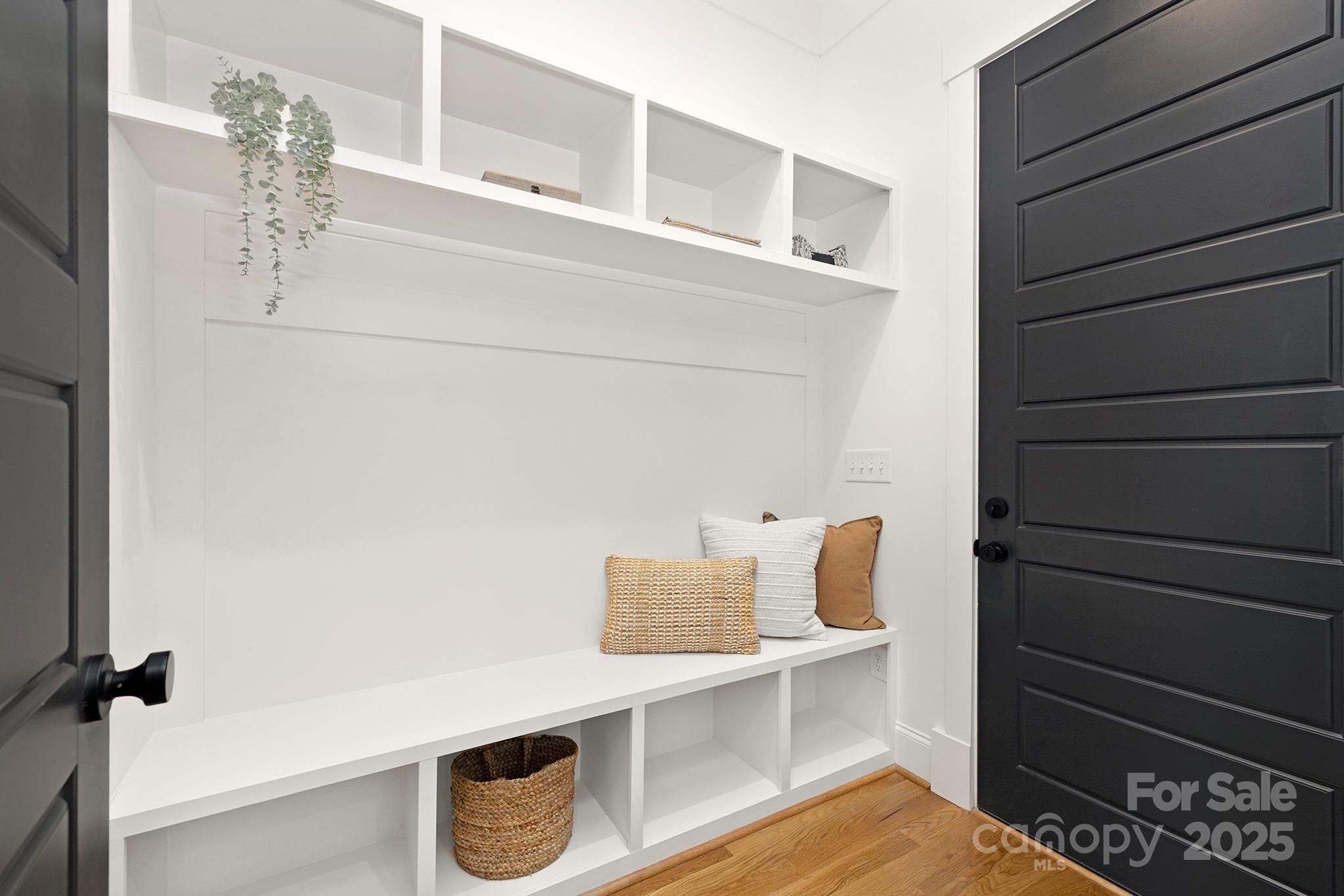 Lansdowne - Residential