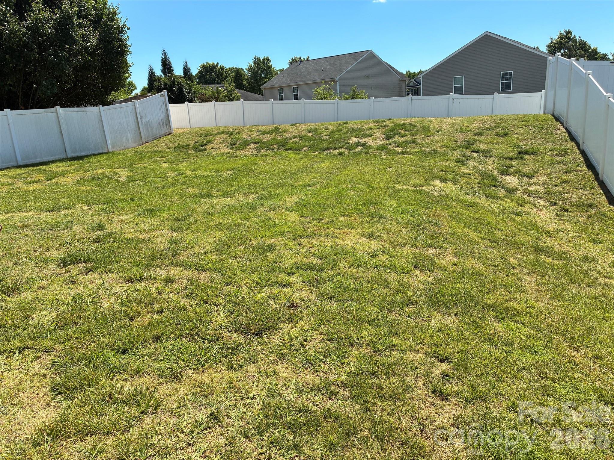 Davis Meadows - Residential
