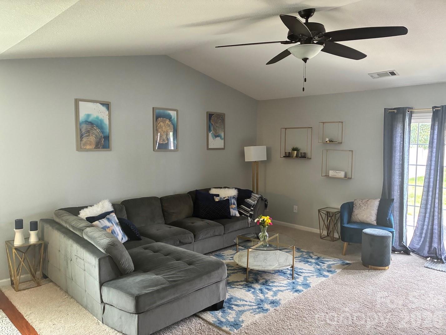 Davis Meadows - Residential